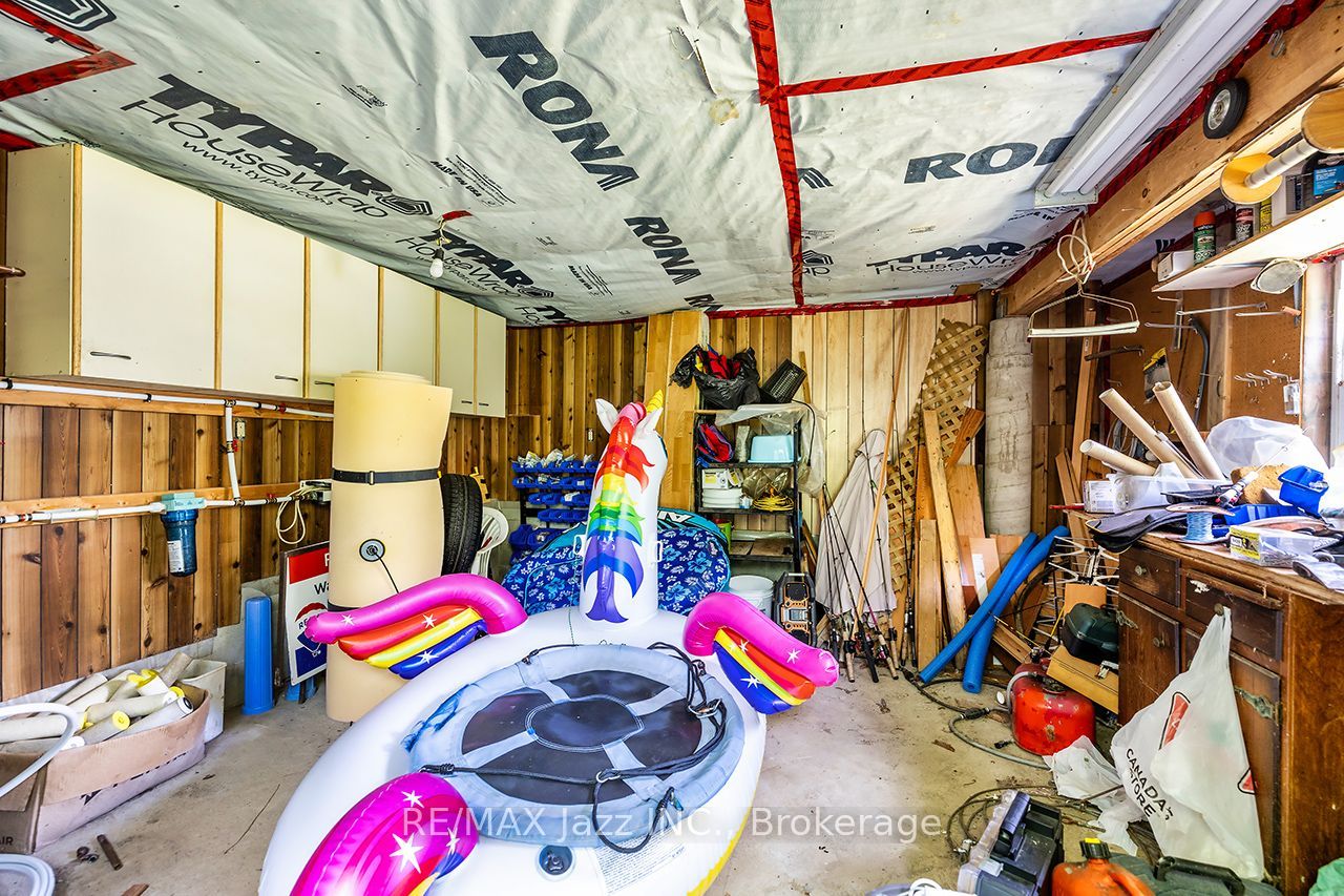 50 Long Island Property Photo 33