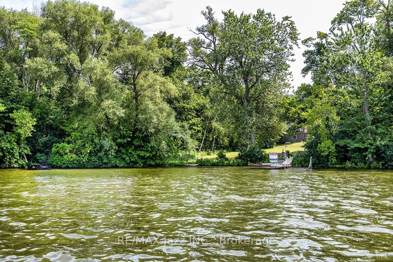 50 Long Island Property Photo 34