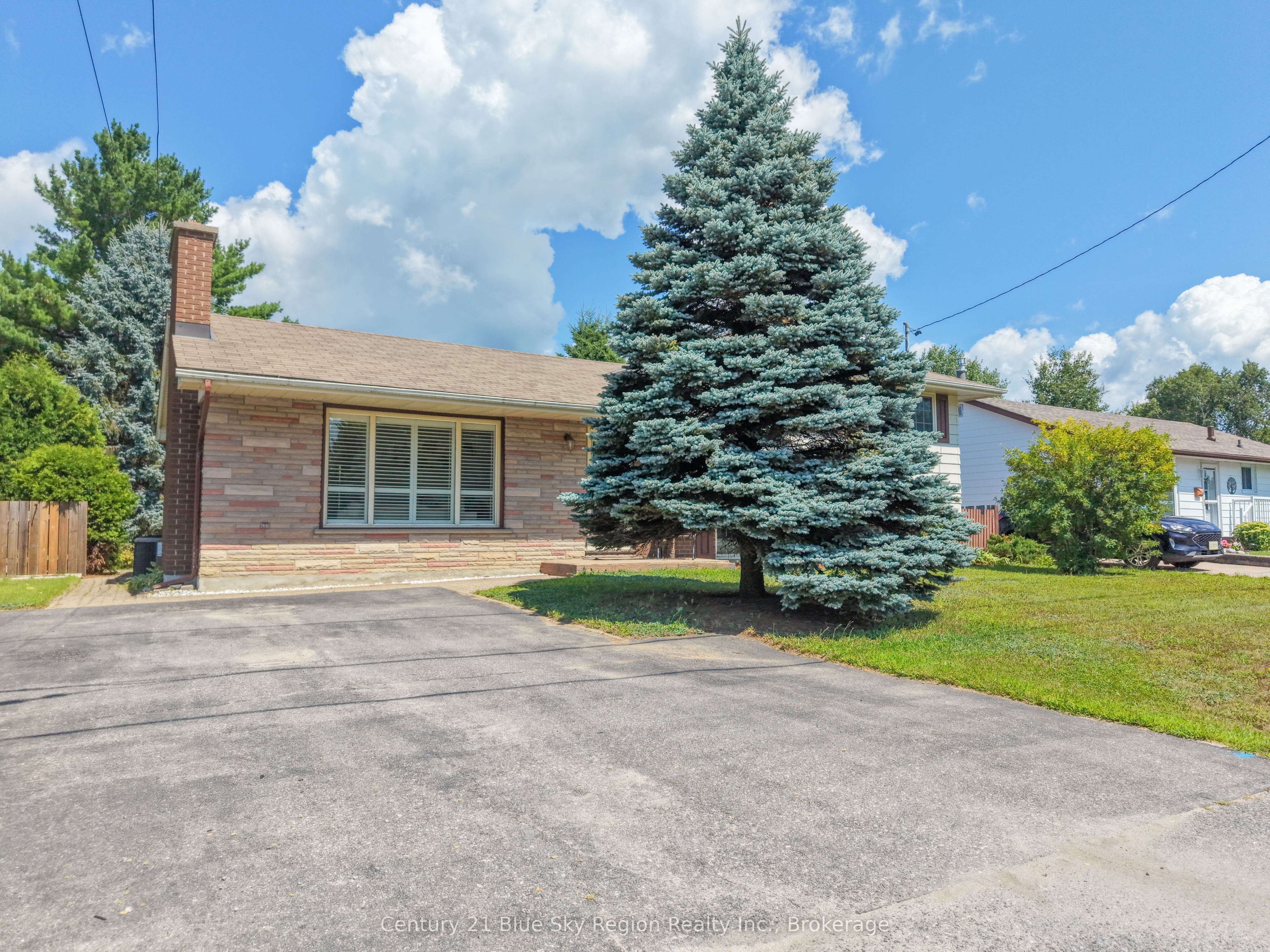 164 Gordon Drive Property Photo 12