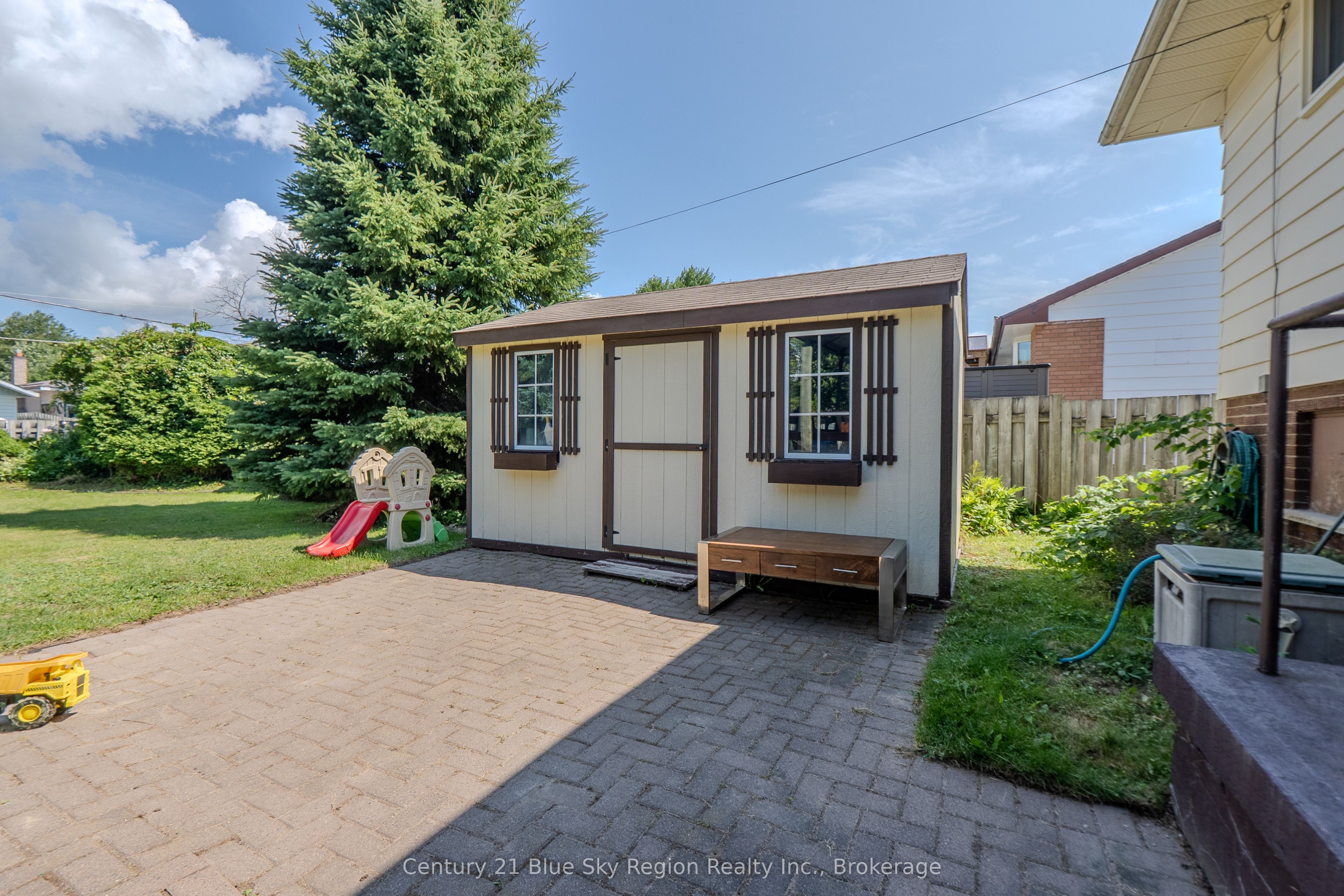 164 Gordon Drive Property Photo 16