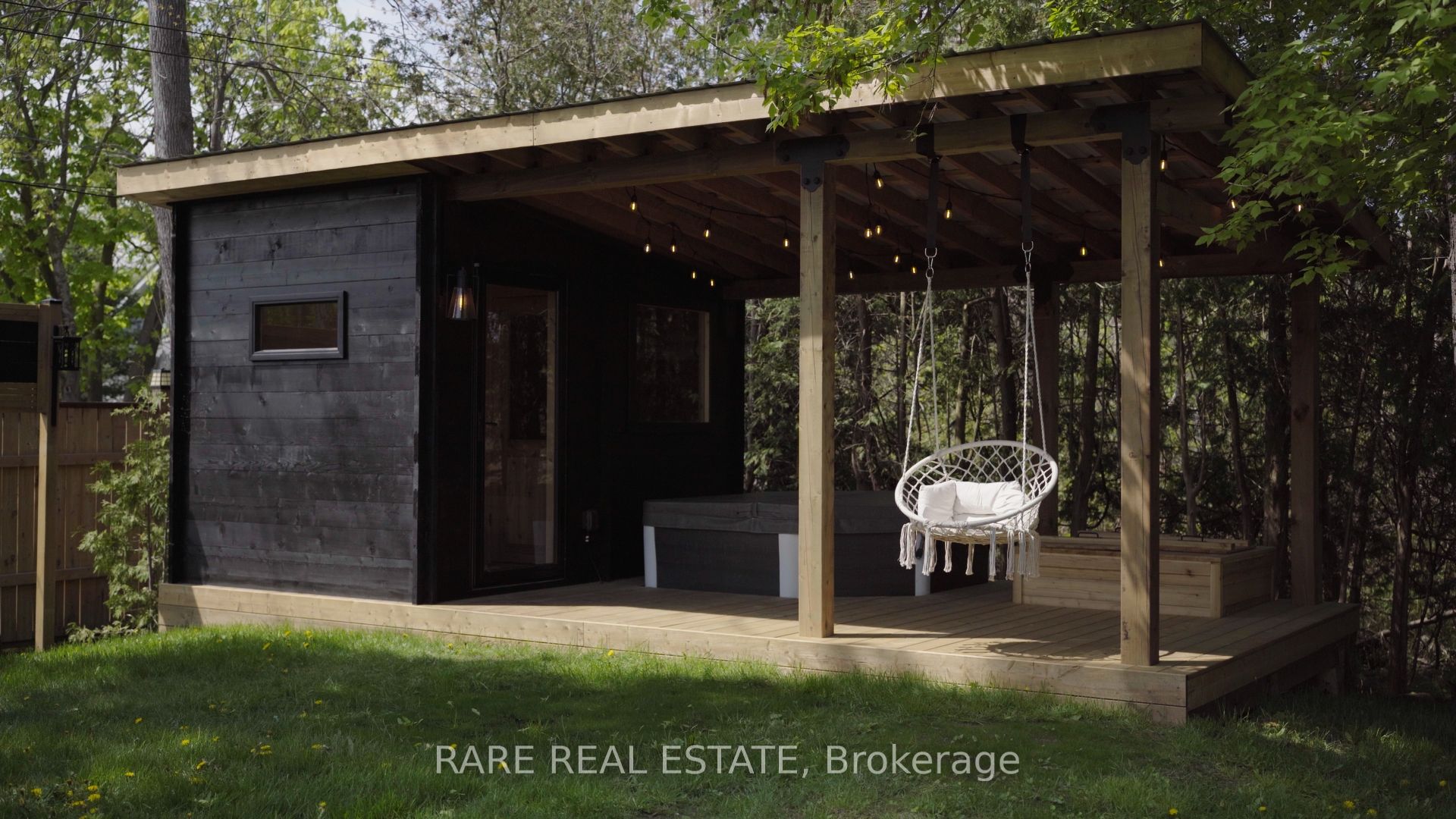 162 Blue Mountain Drive Property Photo 2