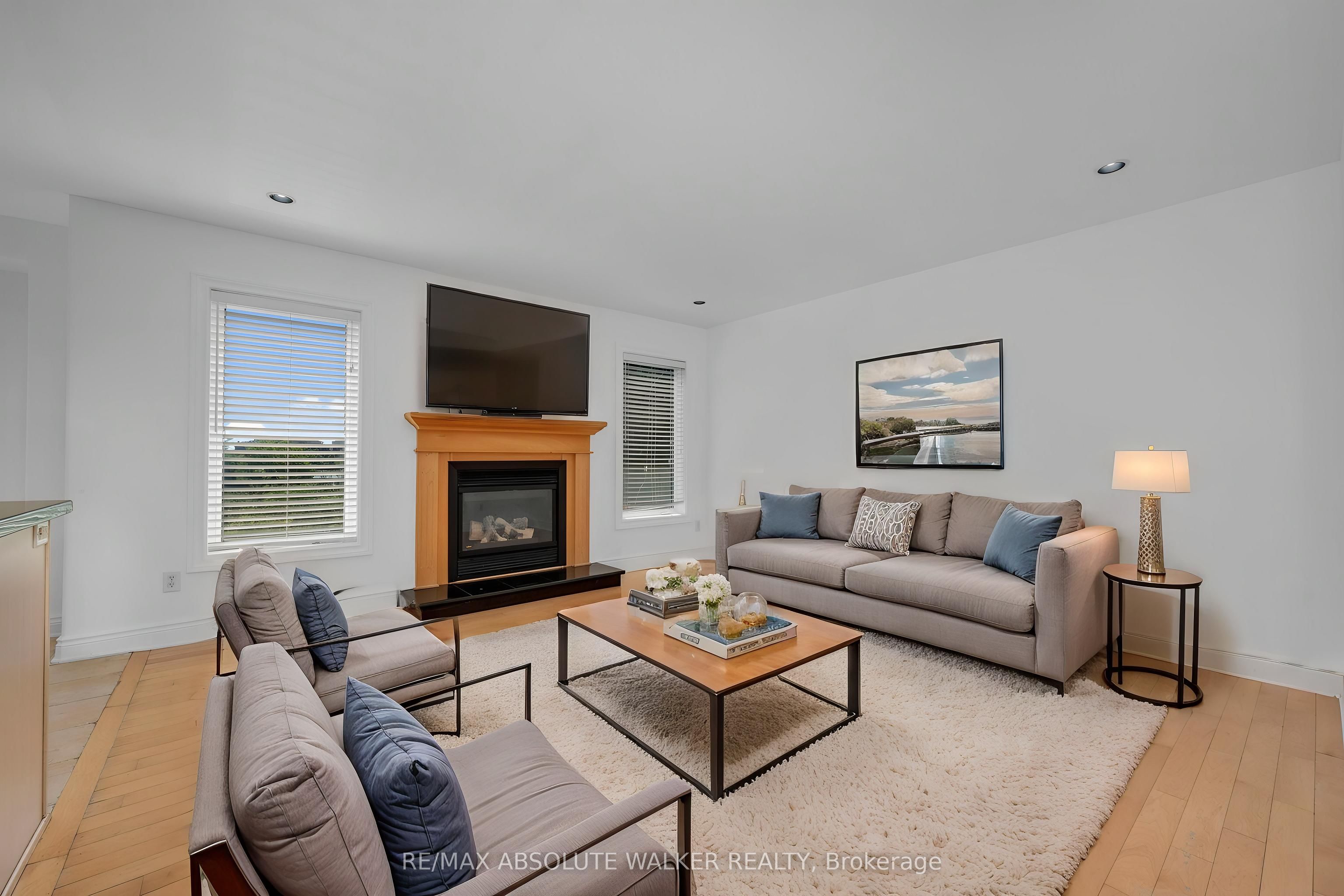2269 Sandman Crescent Property Photo 7
