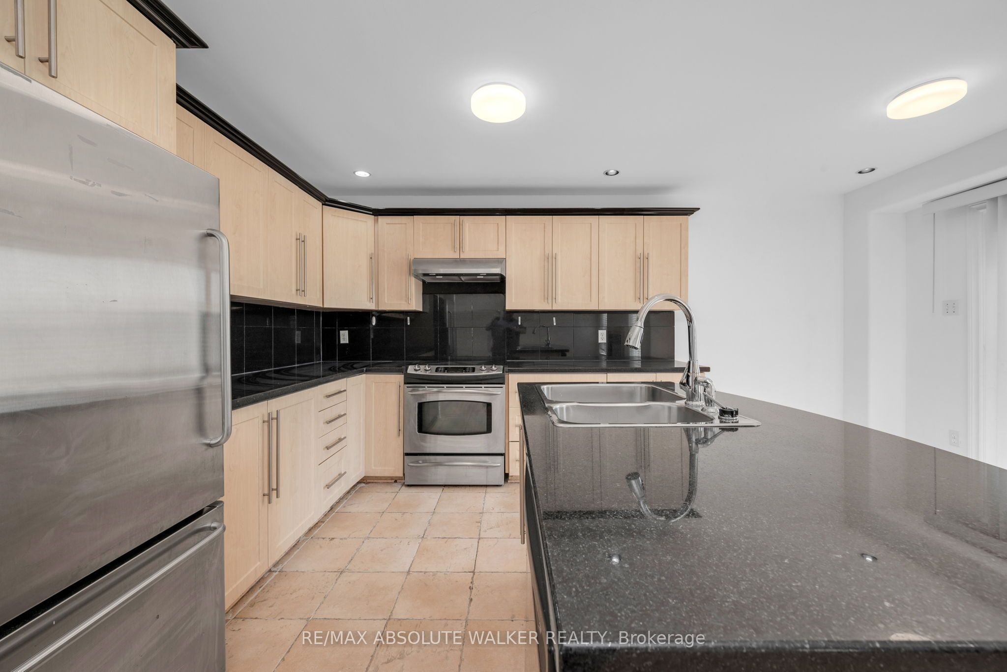 2269 Sandman Crescent Property Photo 12