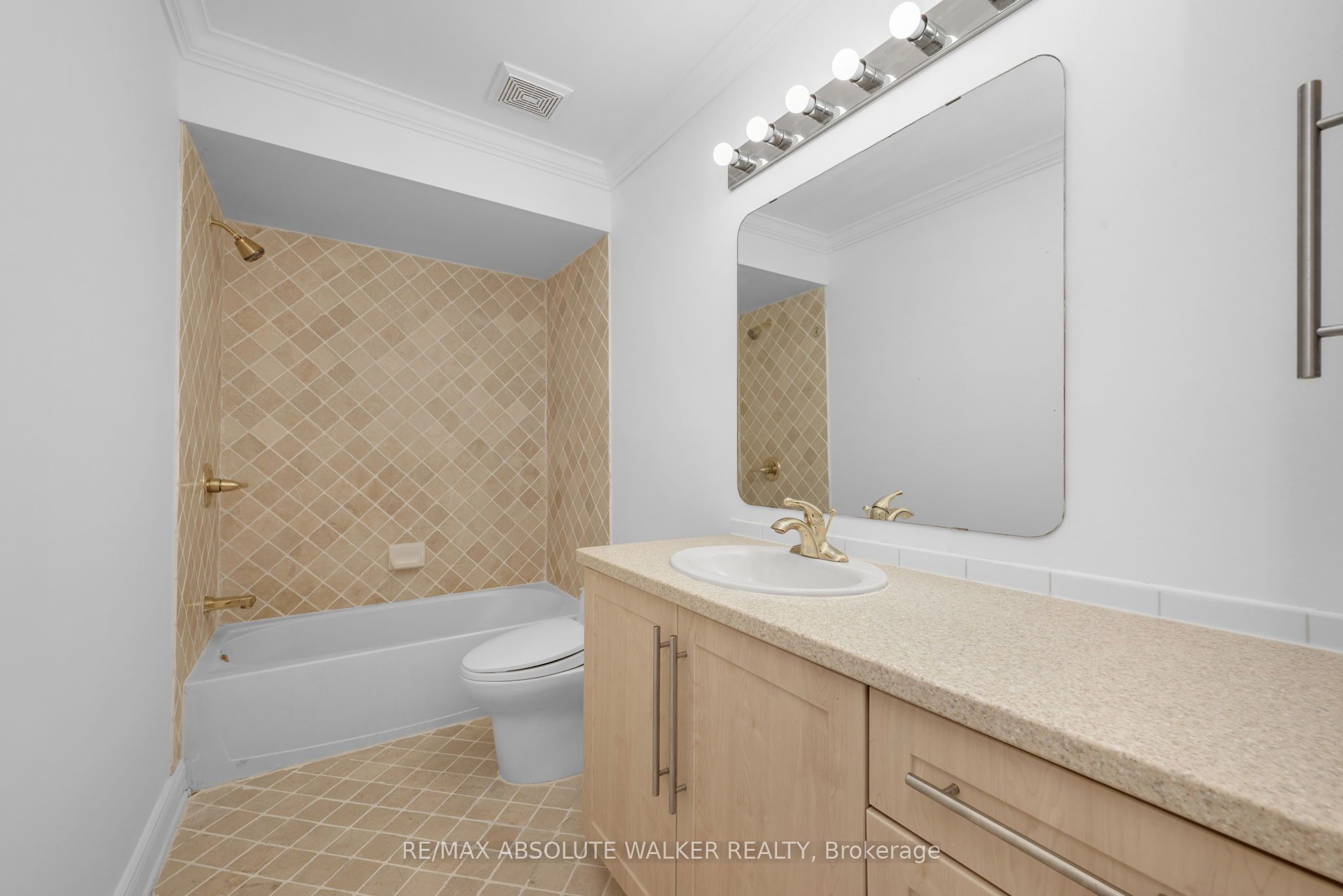 2269 Sandman Crescent Property Photo 20