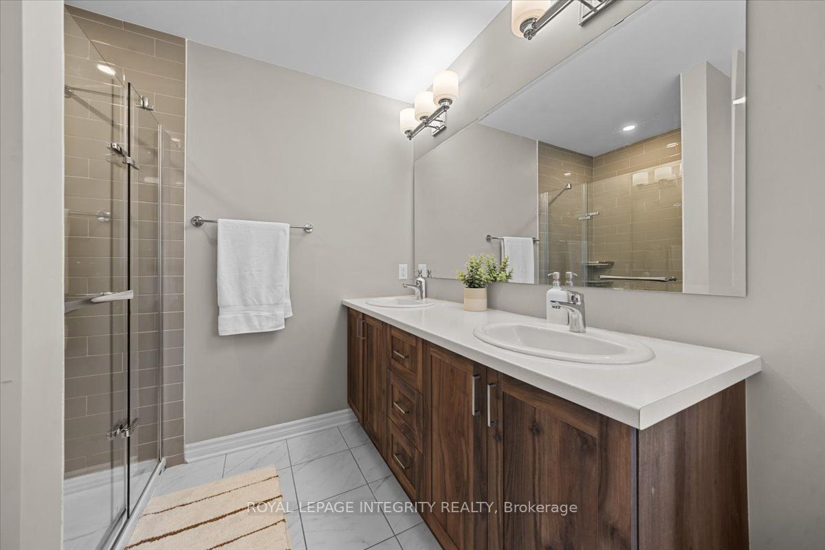 715 Cap Diamant Way Property Photo 23