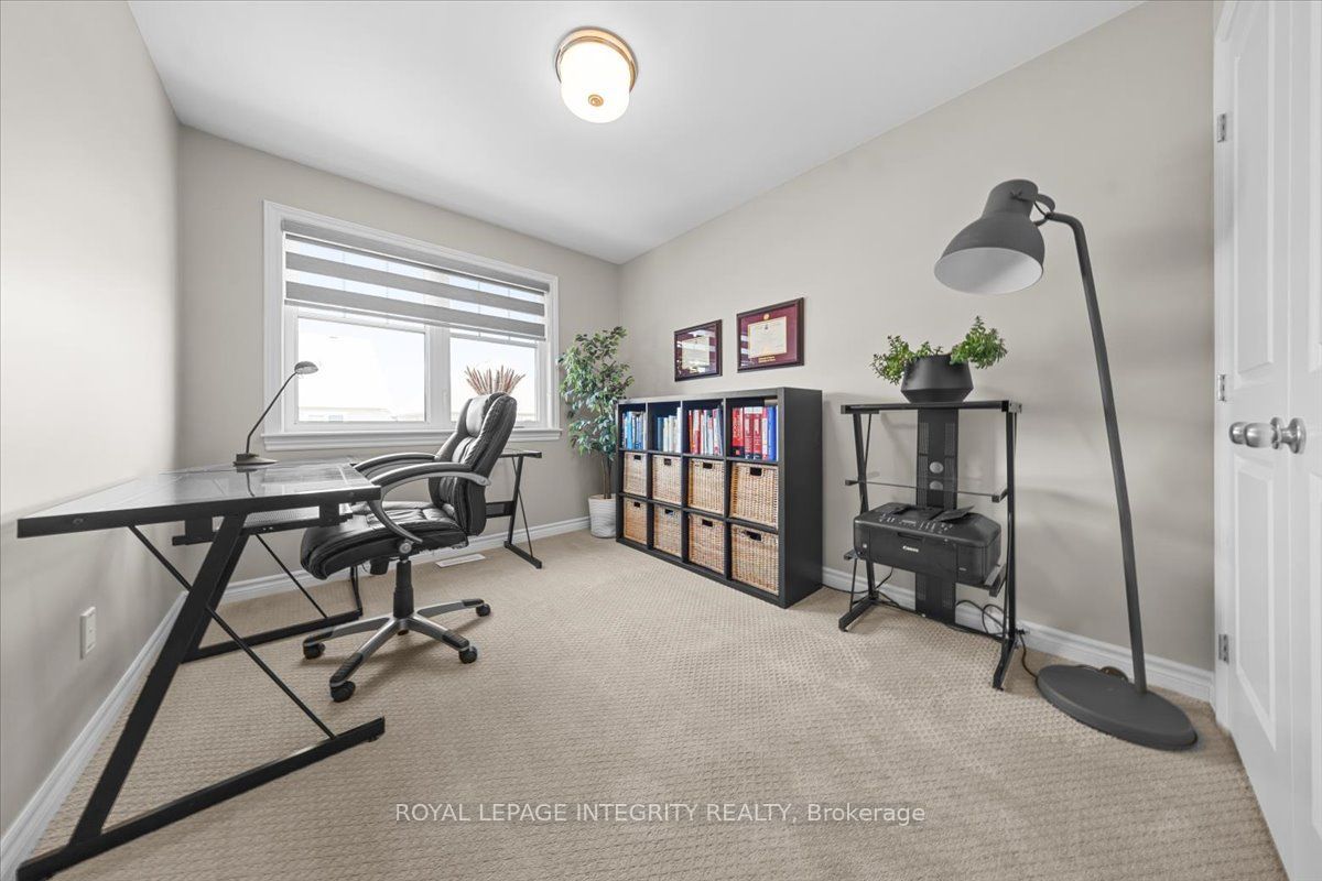 715 Cap Diamant Way Property Photo 25