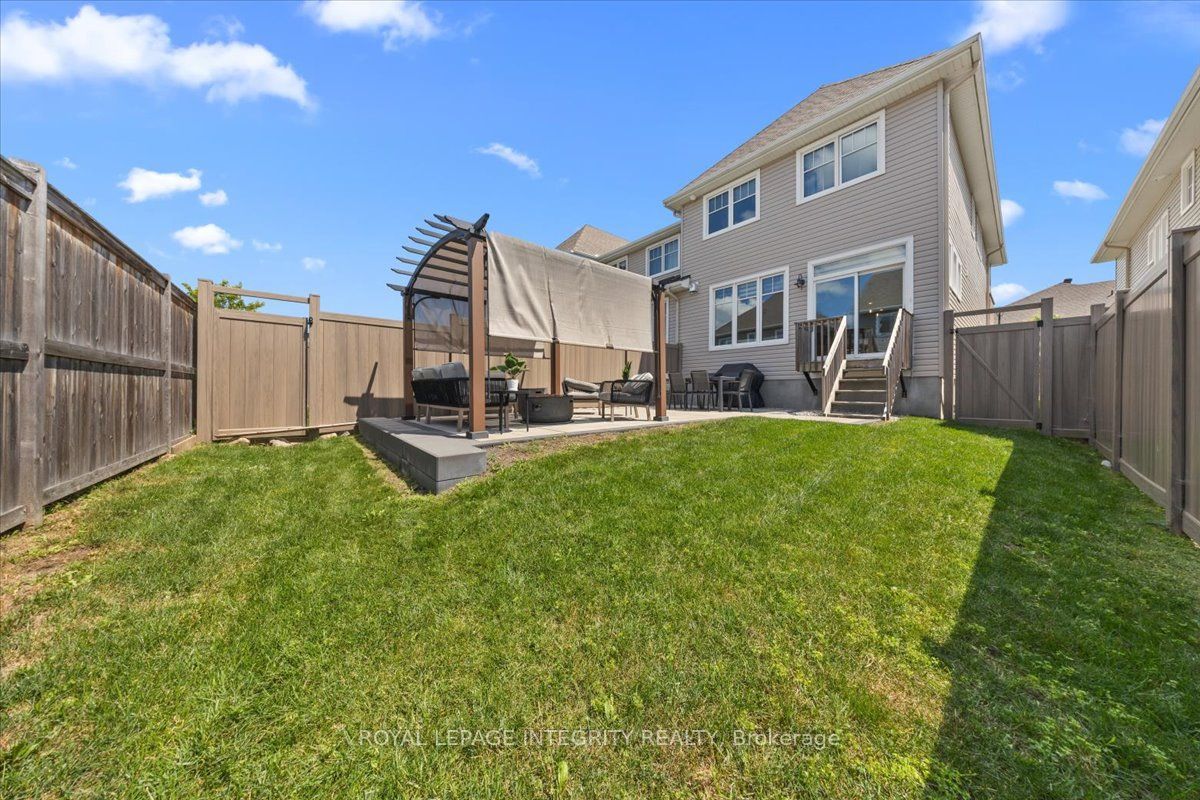 715 Cap Diamant Way Property Photo 34