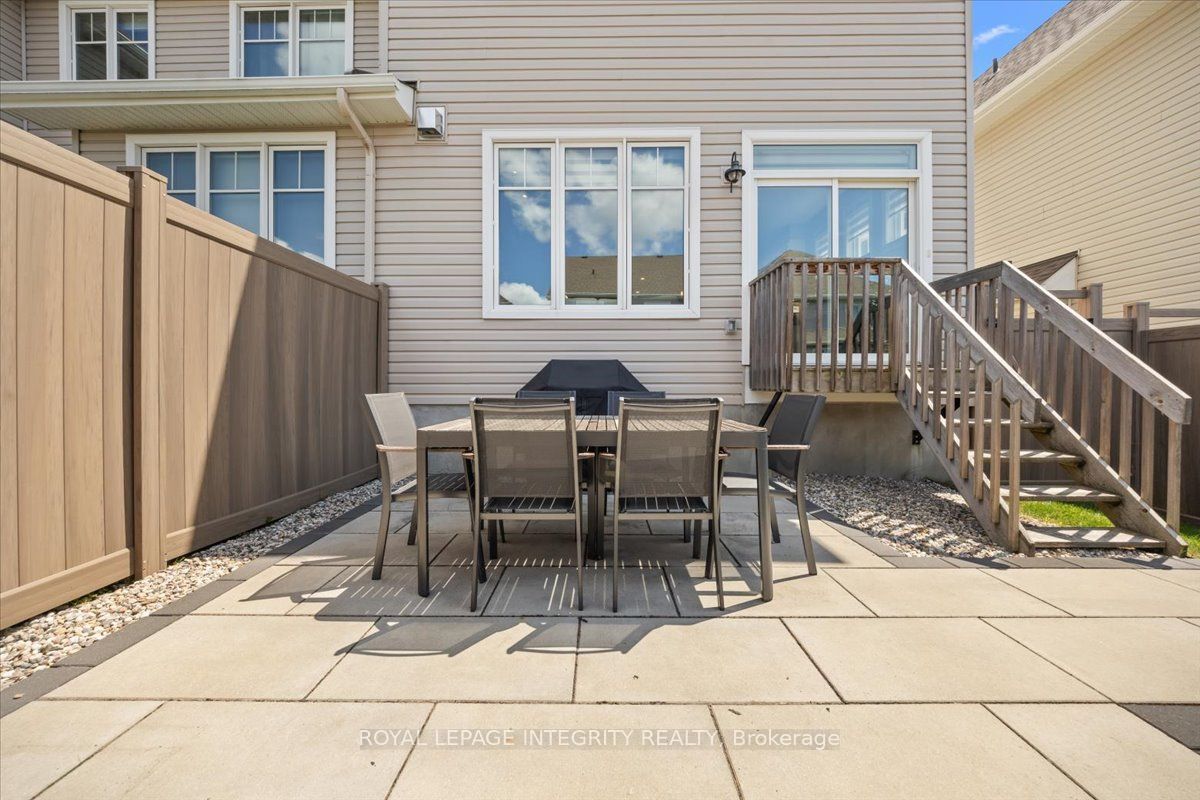 715 Cap Diamant Way Property Photo 36