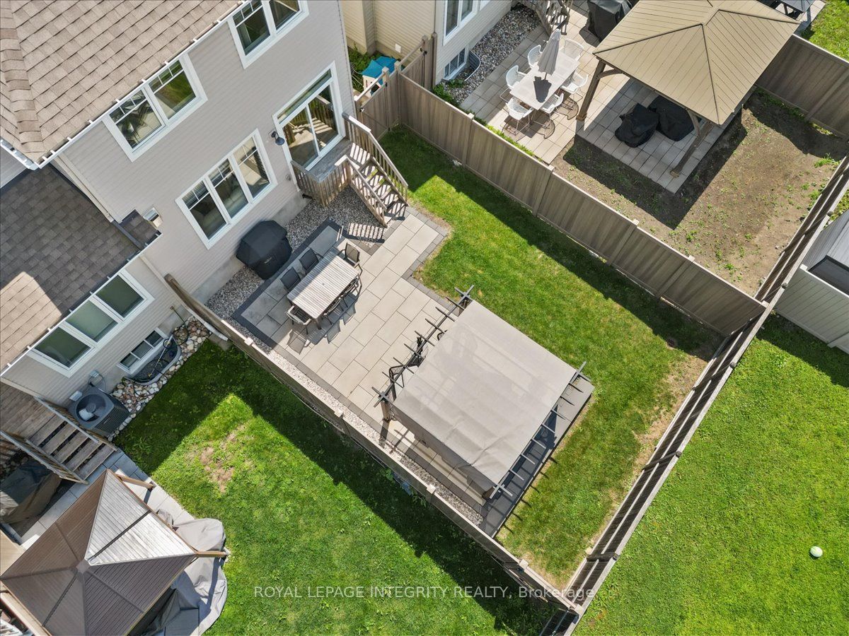 715 Cap Diamant Way Property Photo 41