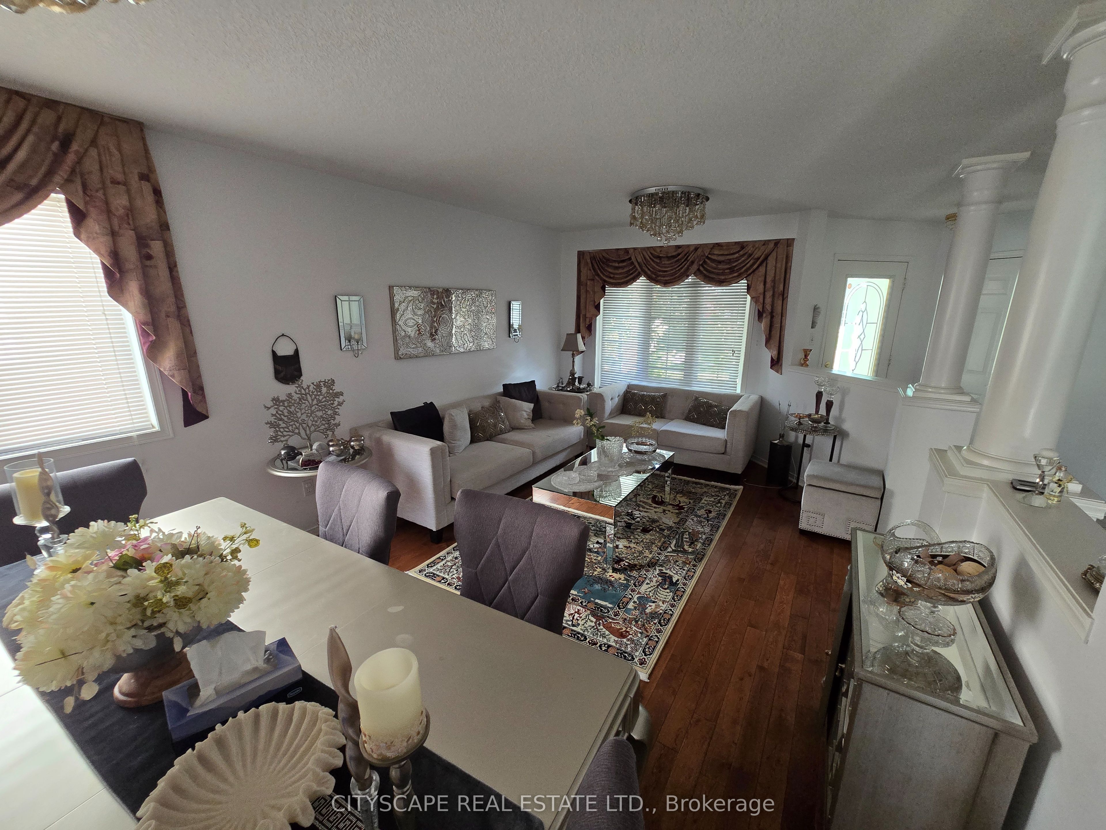 27 Adler Drive S Property Photo 6
