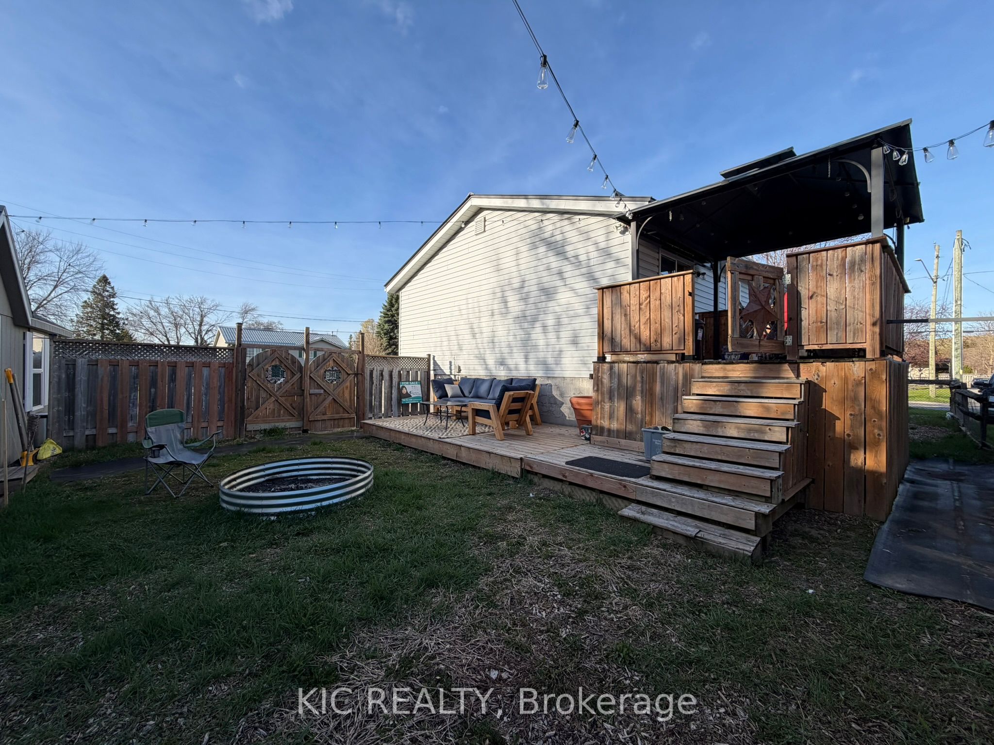3 Creekside Drive Property Photo 9