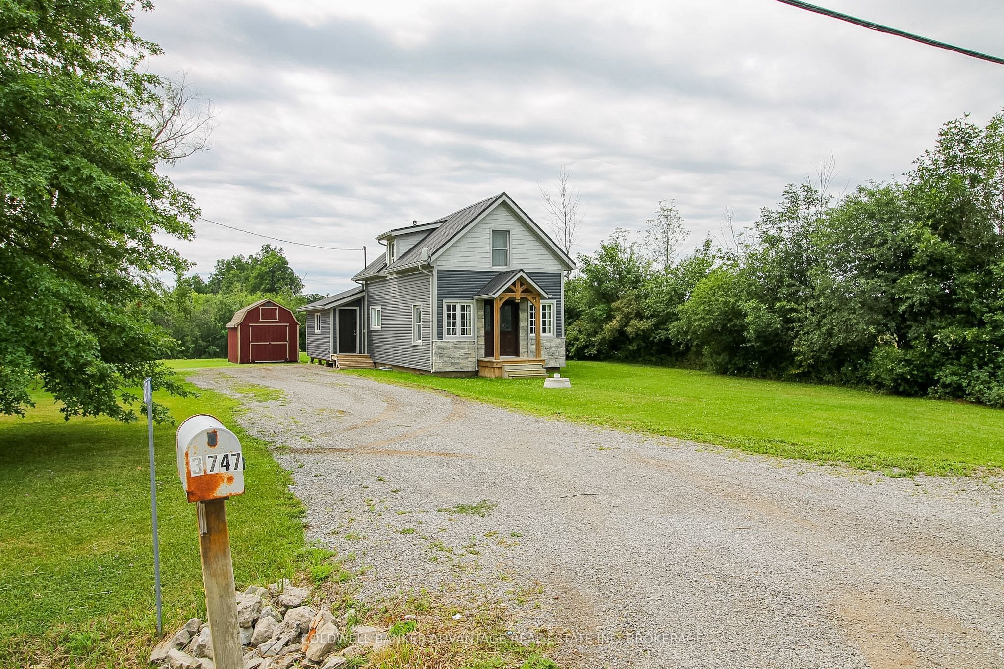 3747 Bowen Road Property Photo 1