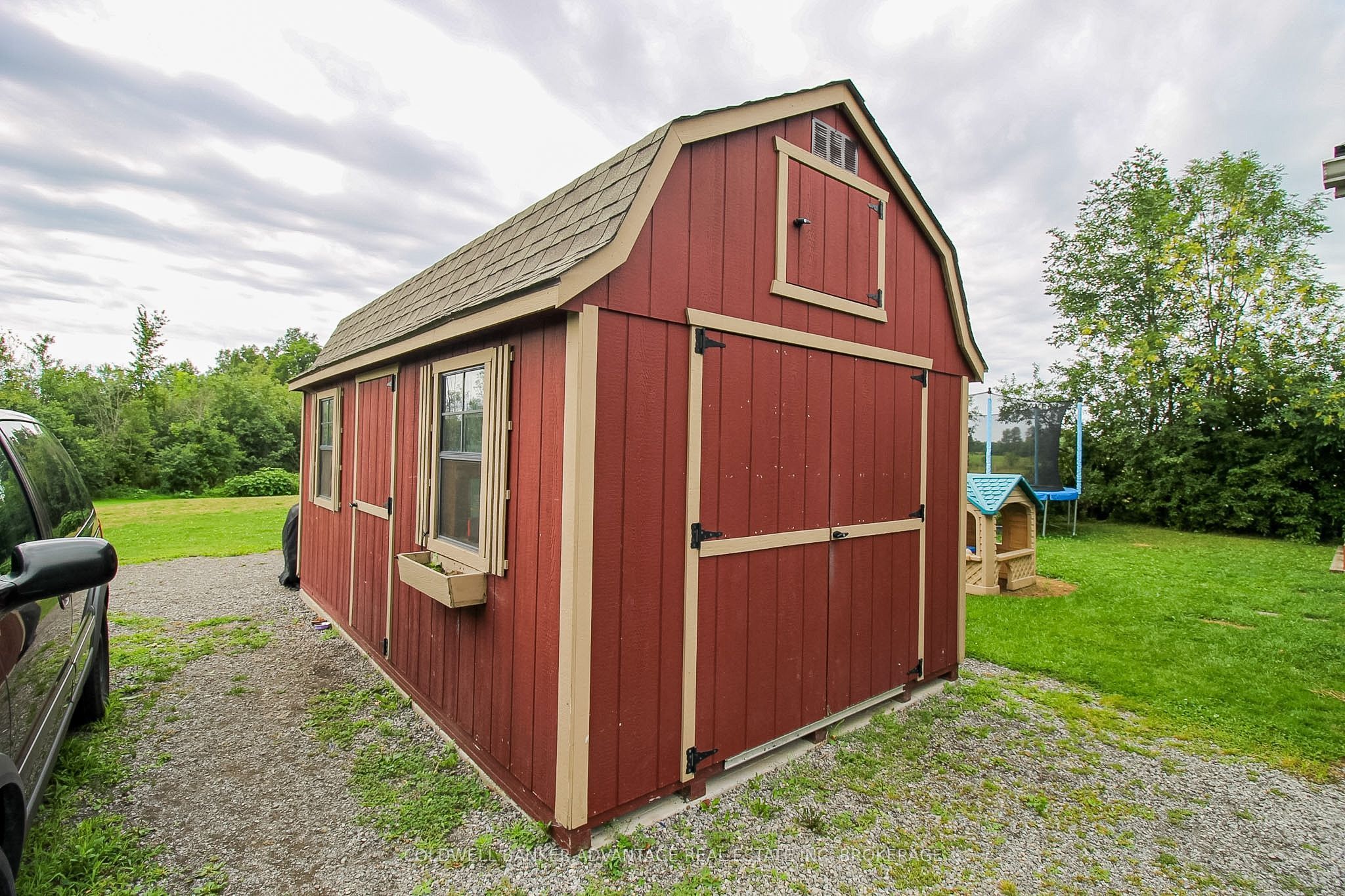 3747 Bowen Road Property Photo 31