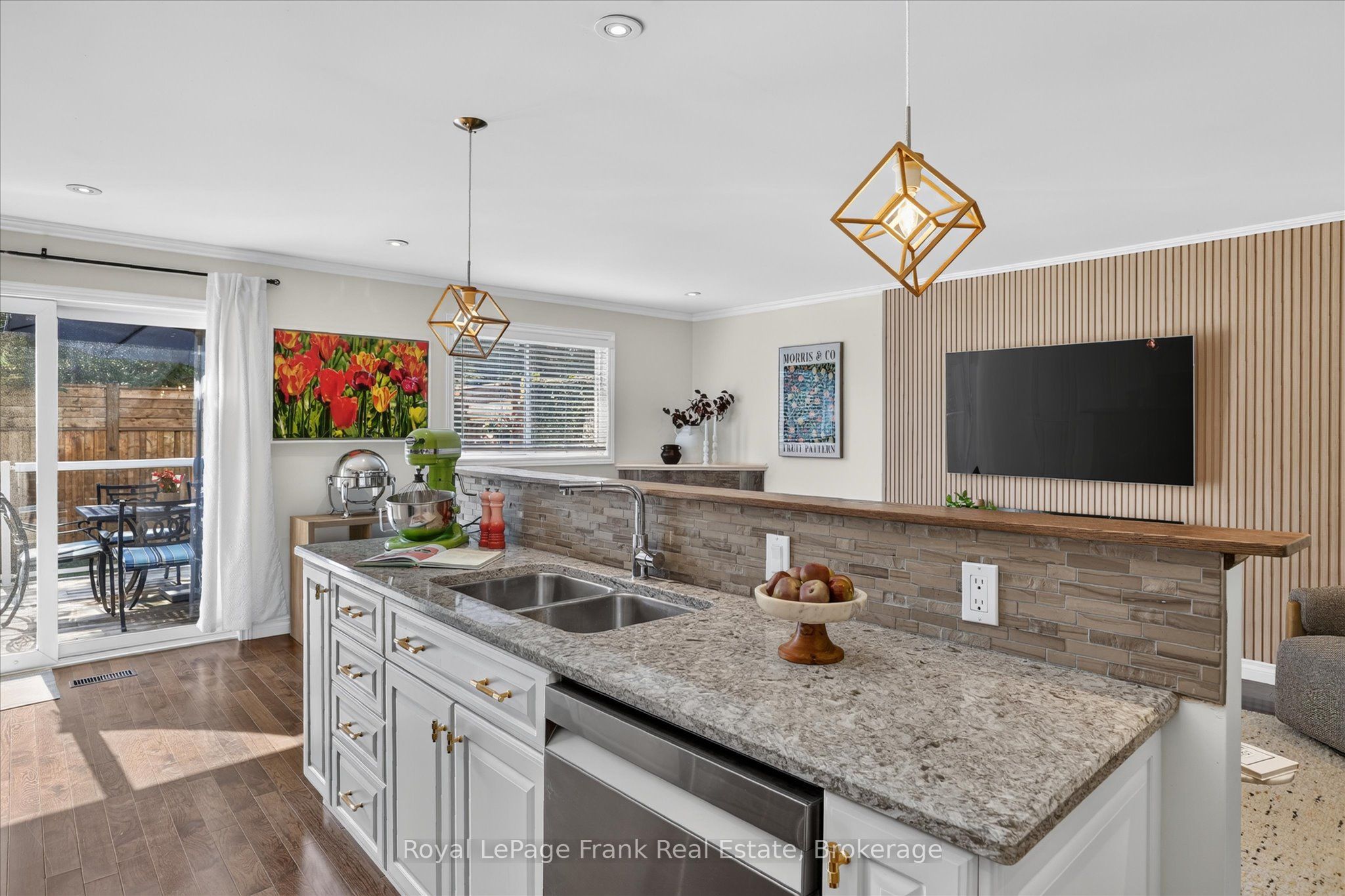 1465 Wildlark Drive Property Photo 11