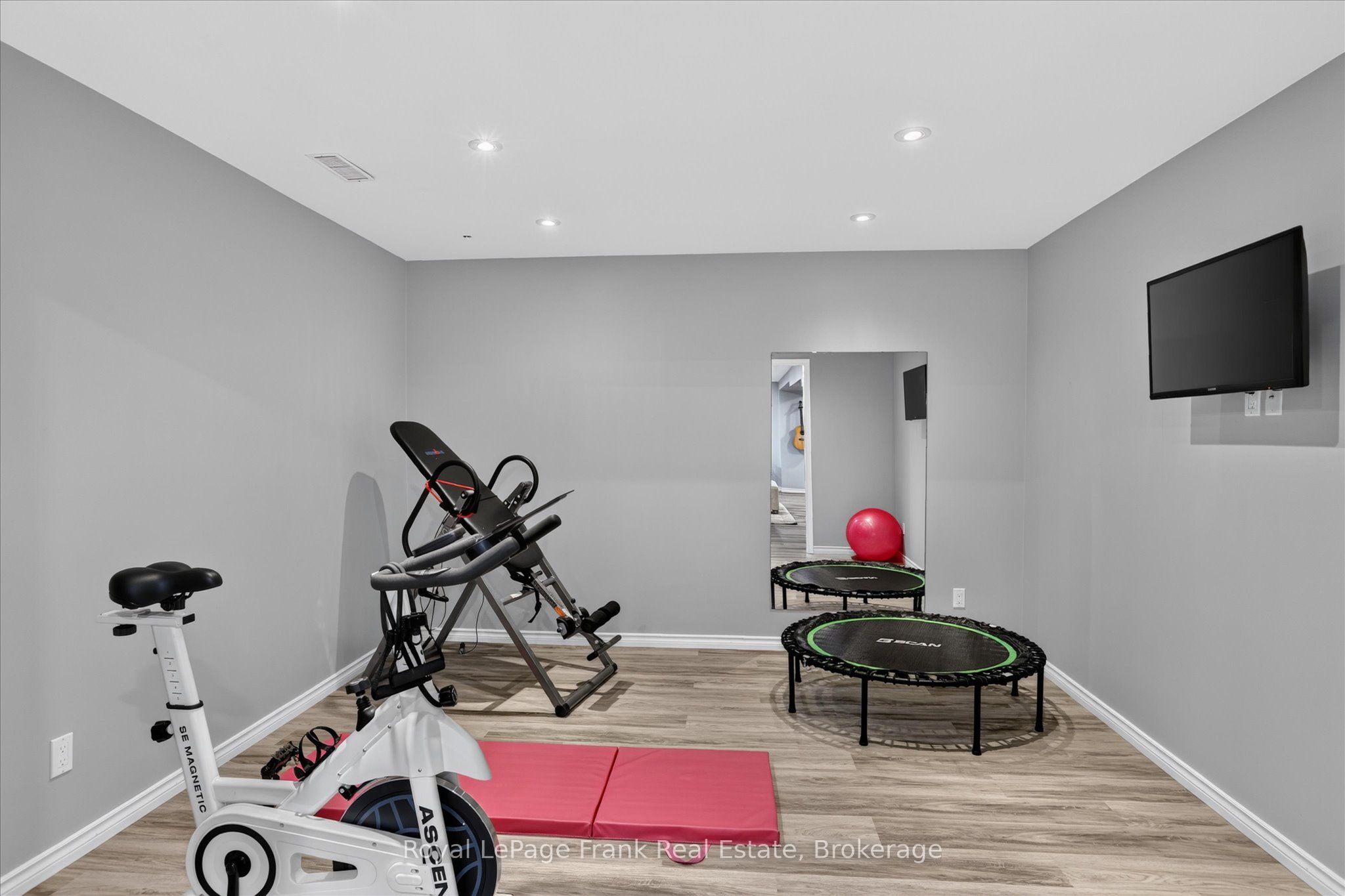 1465 Wildlark Drive Property Photo 28