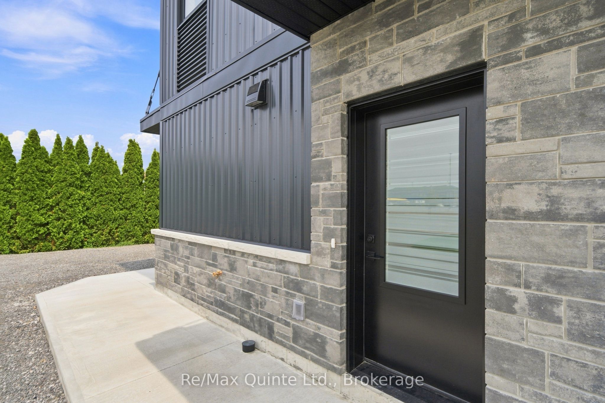 5 Sienna Avenue B Property Photo 5