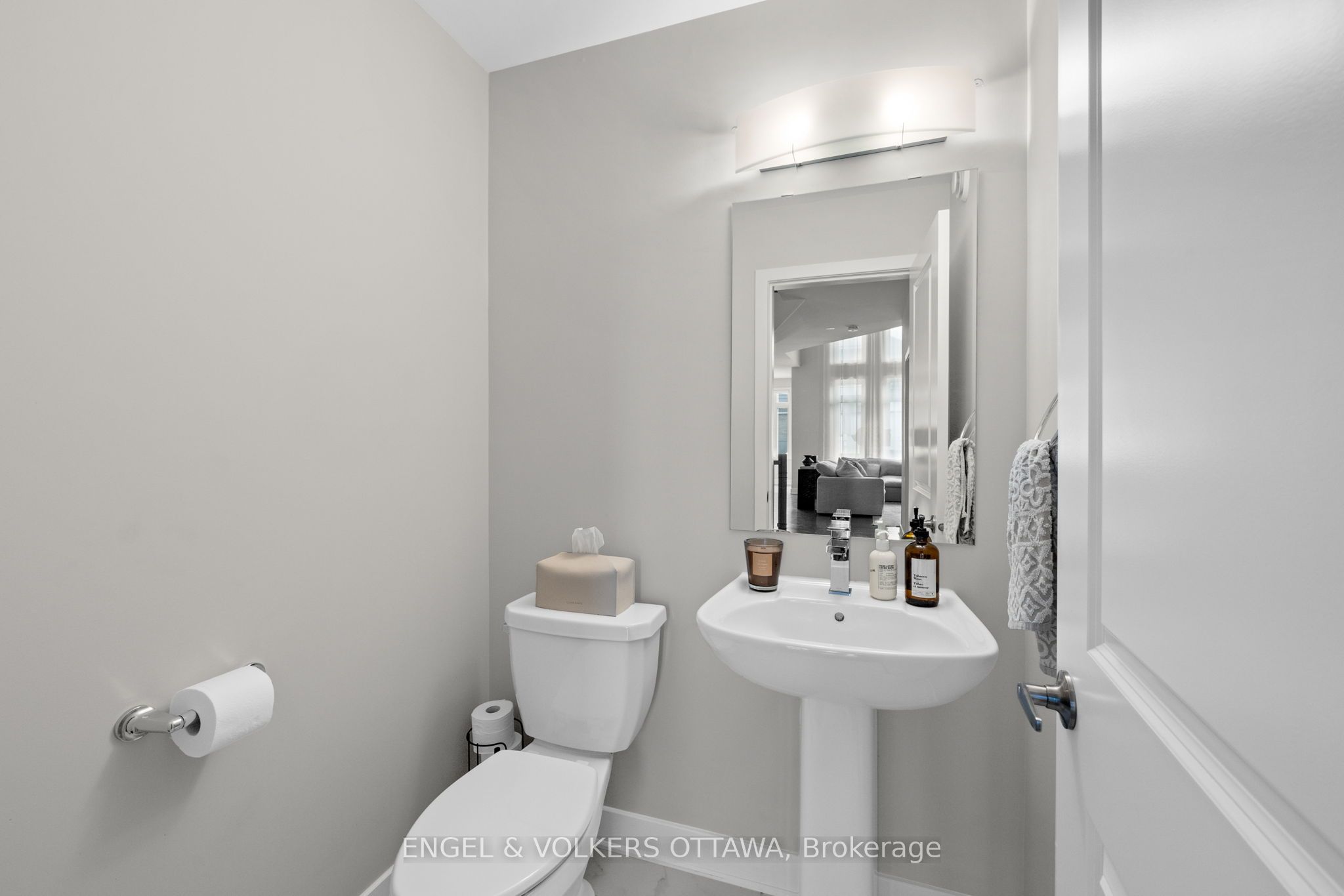 351 Shuttleworth Drive Property Photo 19
