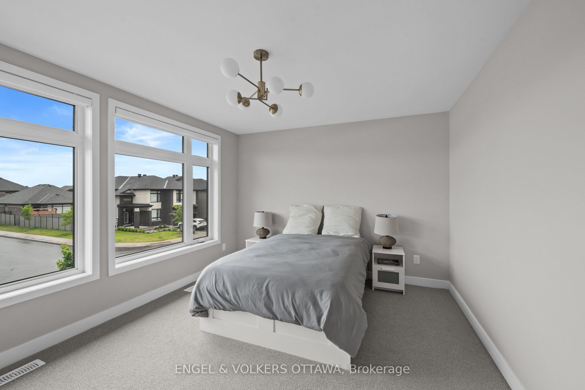 351 Shuttleworth Drive Property Photo 33