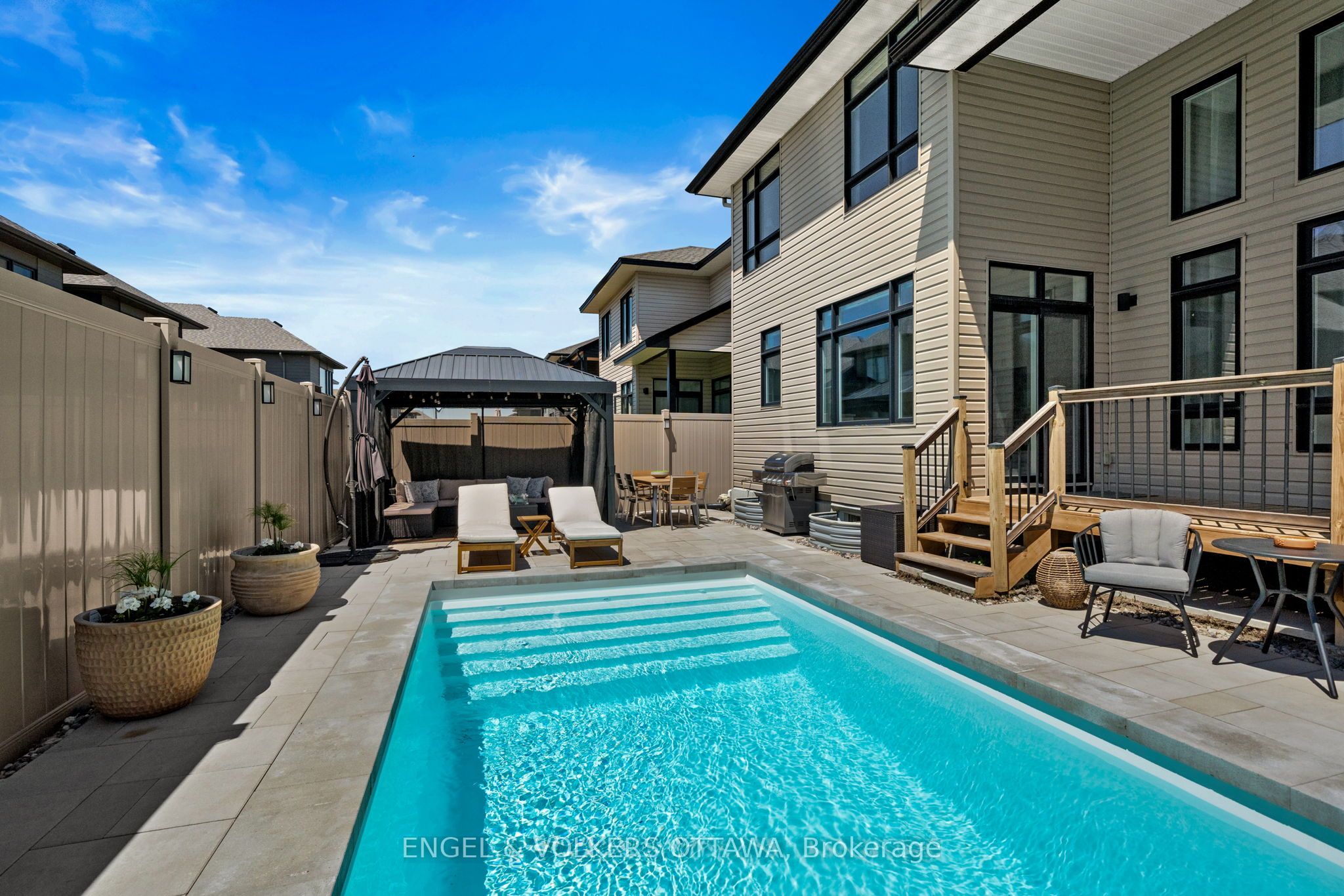 351 Shuttleworth Drive Property Photo 45
