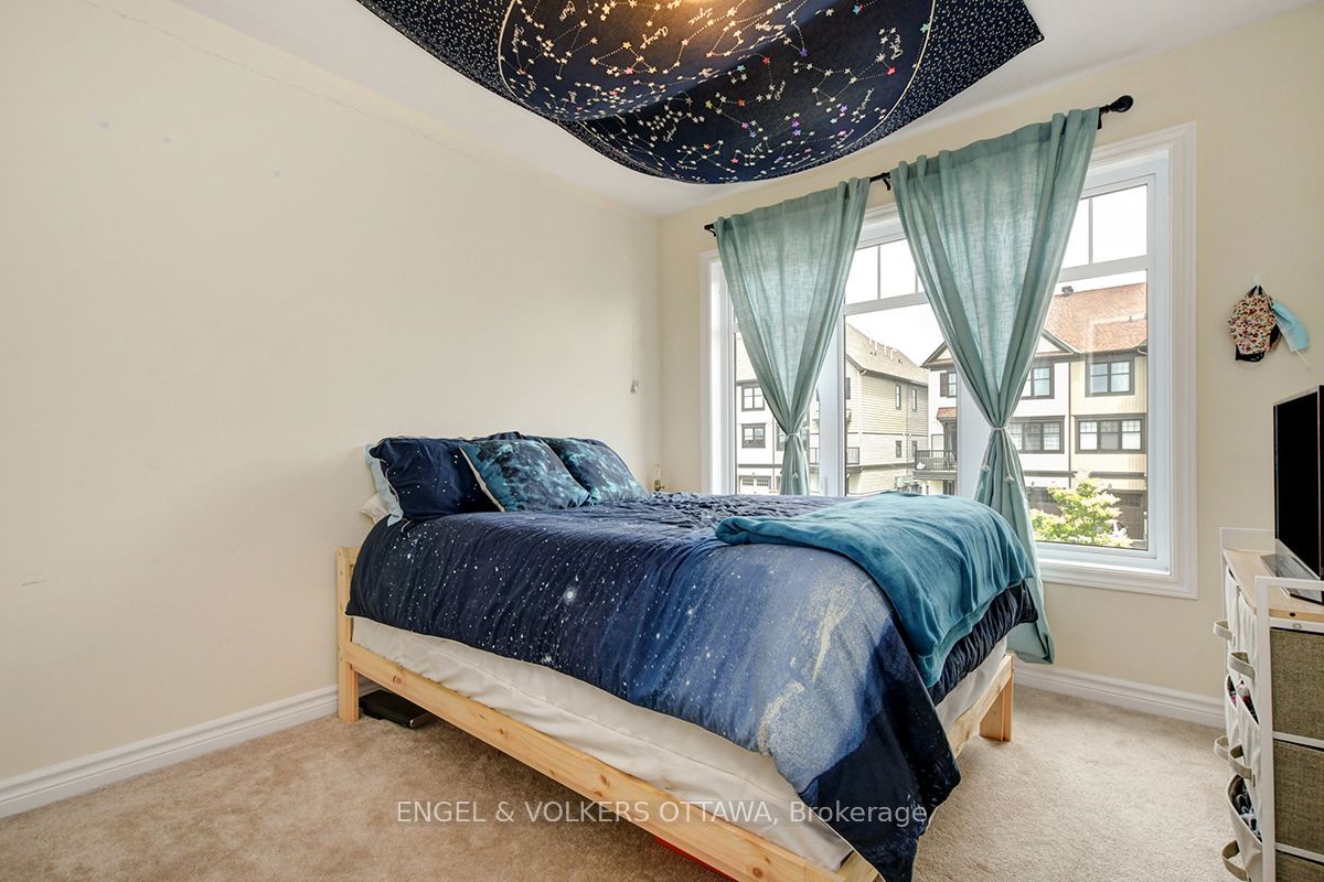 561 Petrichor Crescent Property Photo 15