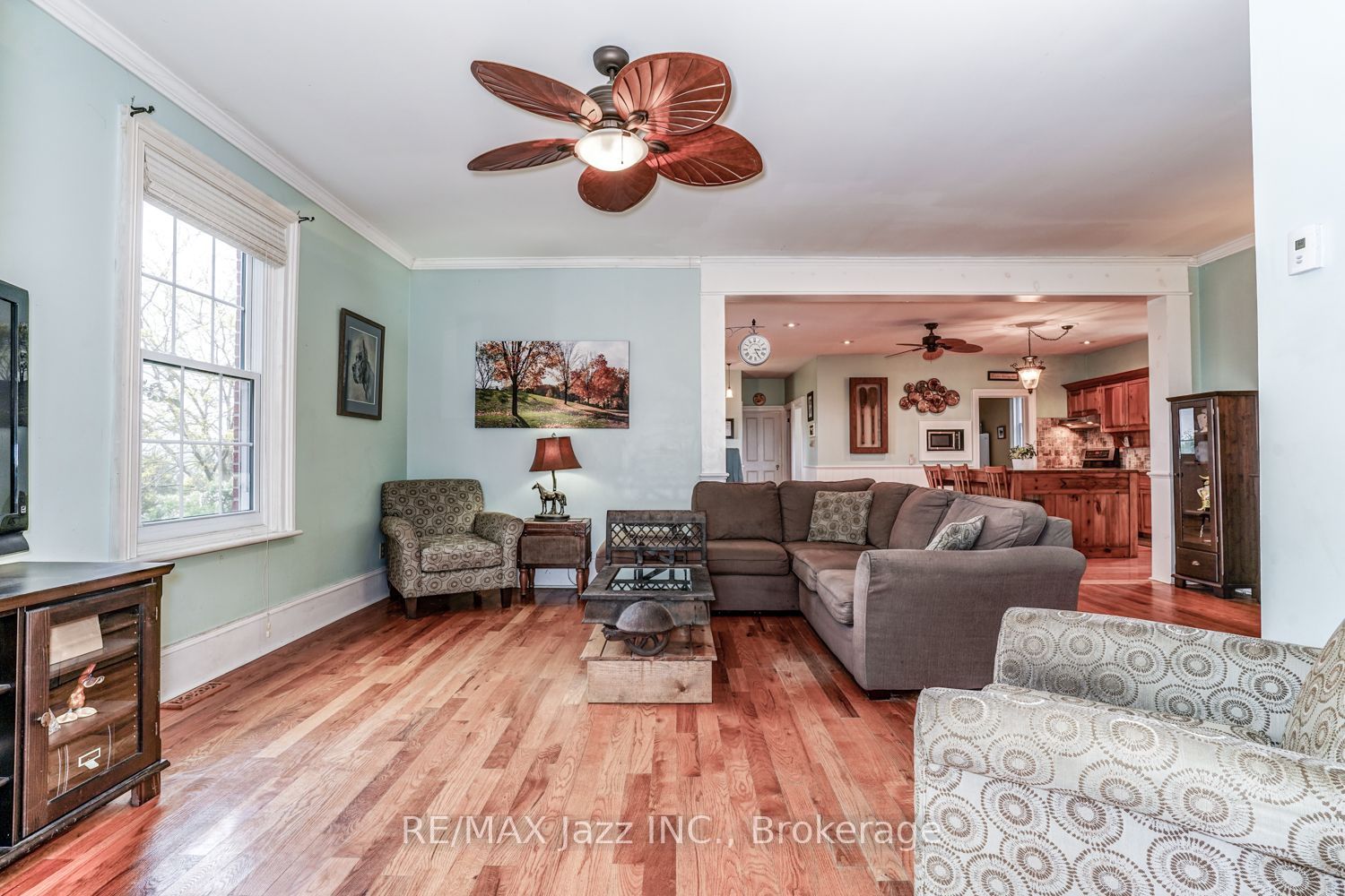 6300 6th Line Property Photo 11
