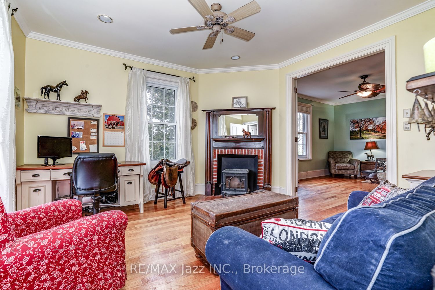 6300 6th Line Property Photo 12
