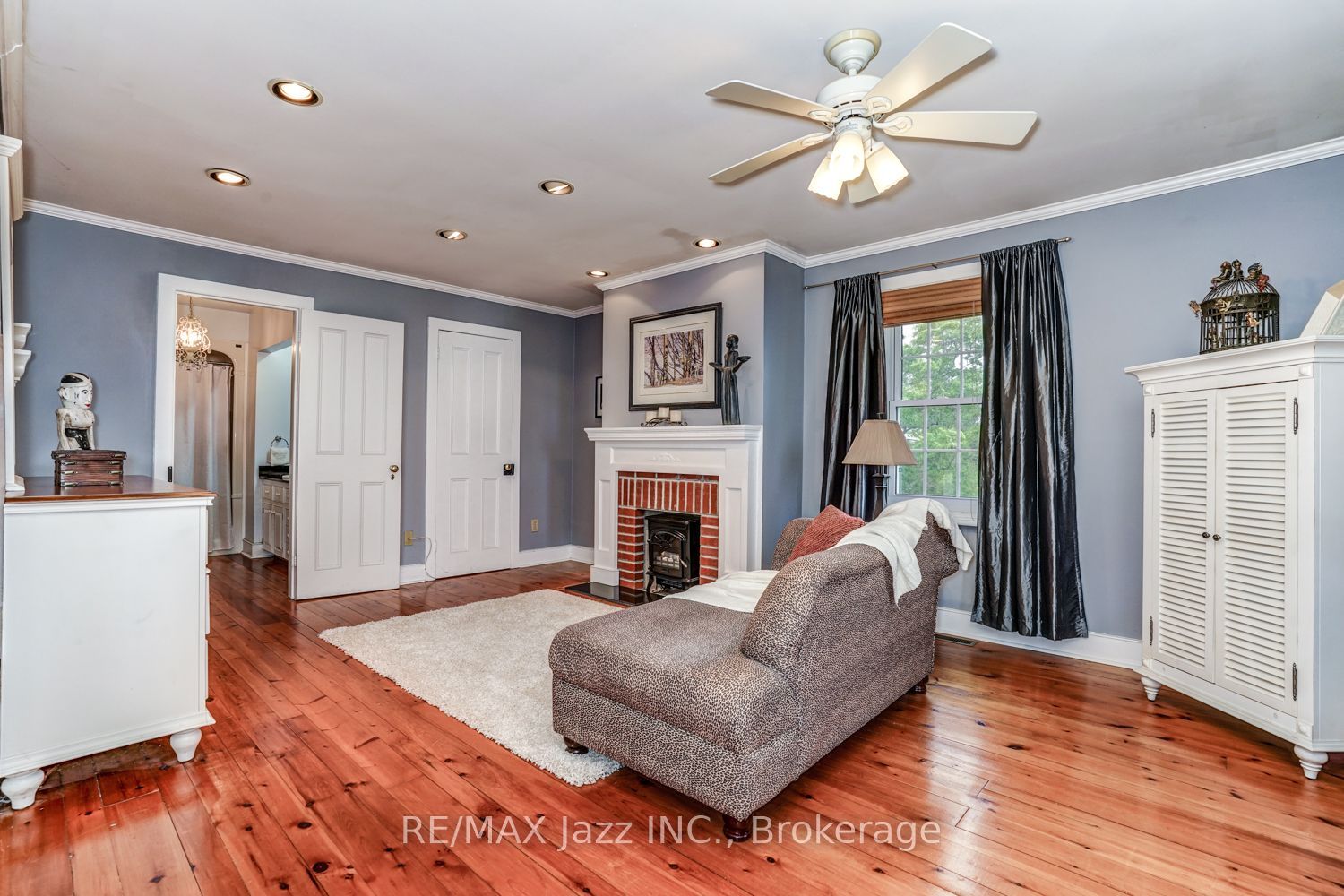 6300 6th Line Property Photo 17