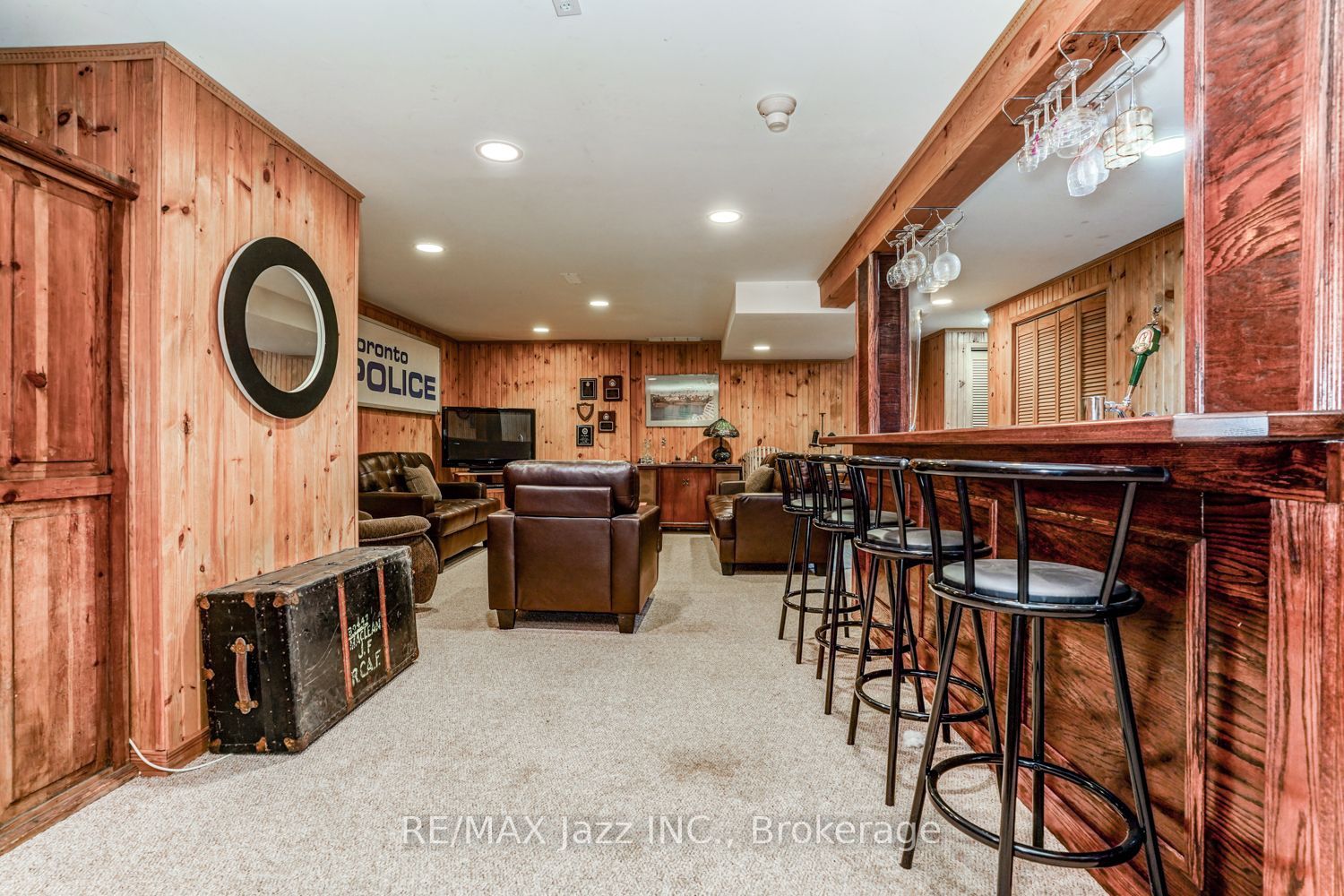 6300 6th Line Property Photo 25