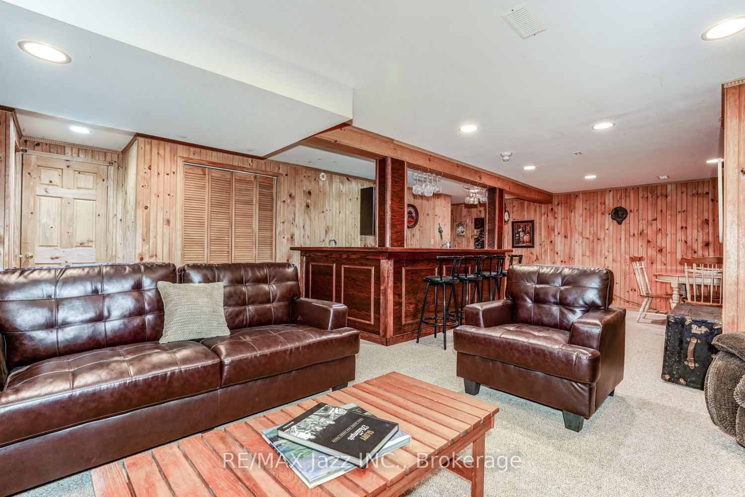 6300 6th Line Property Photo 26