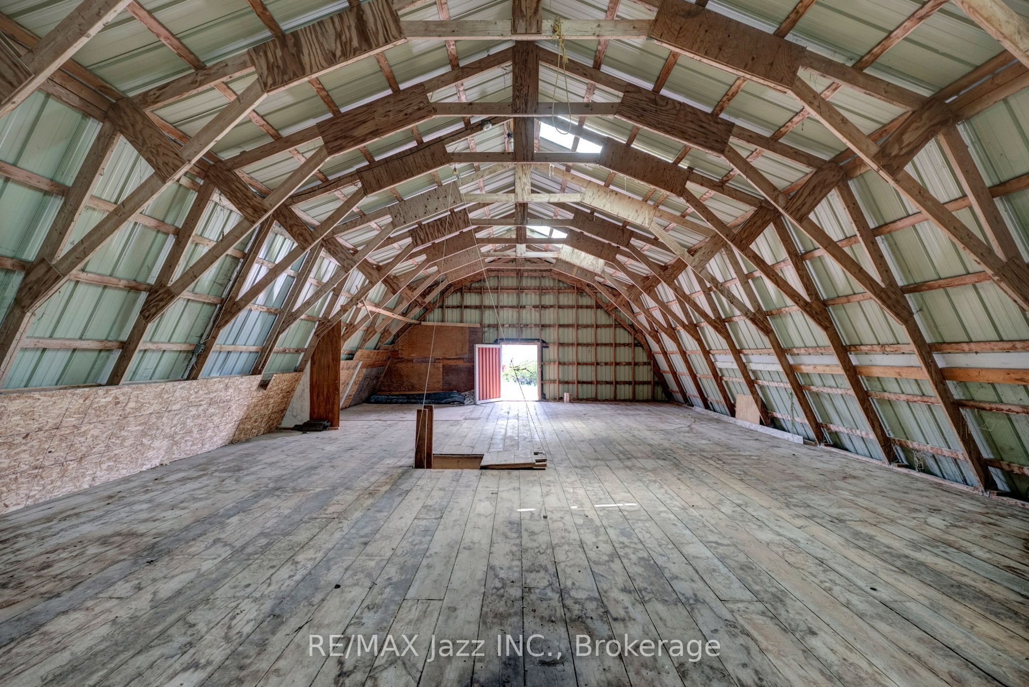 6300 6th Line Property Photo 36