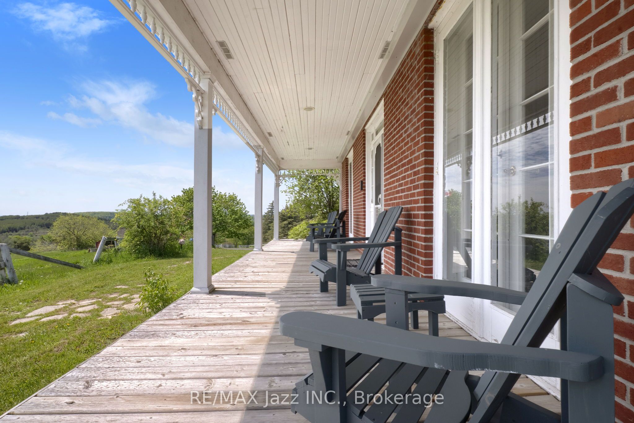 6300 6th Line Property Photo 41