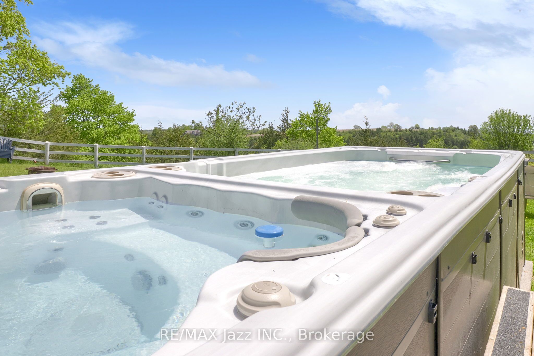 6300 6th Line Property Photo 42