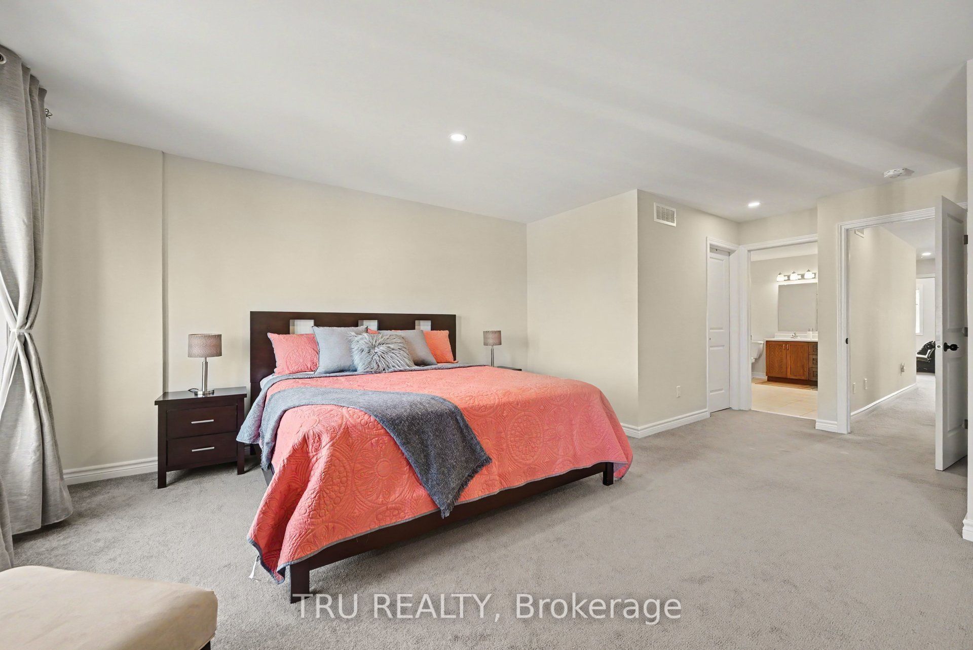 106 Lavatera Street Property Photo 21