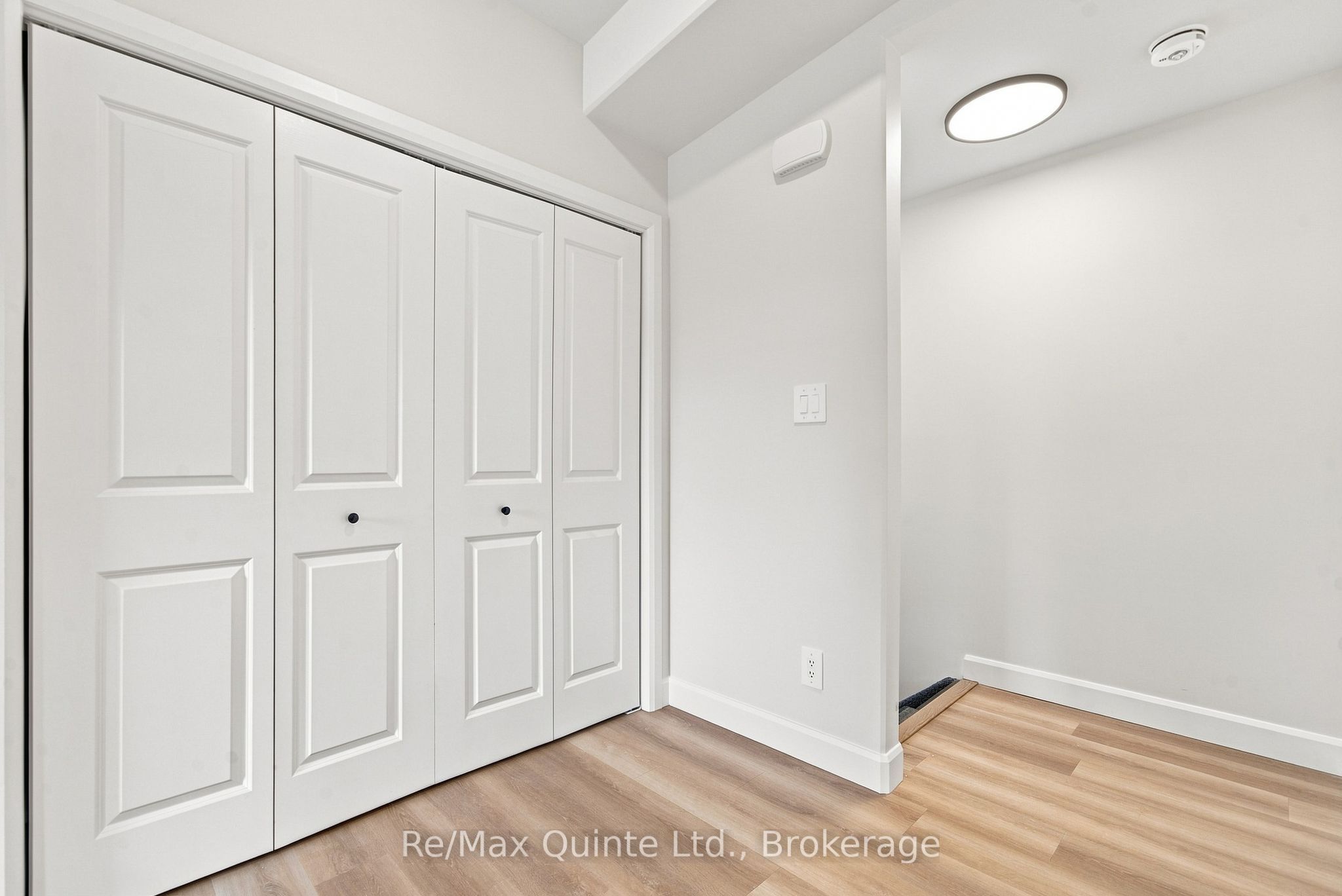 5 Sienna Avenue C Property Photo 11