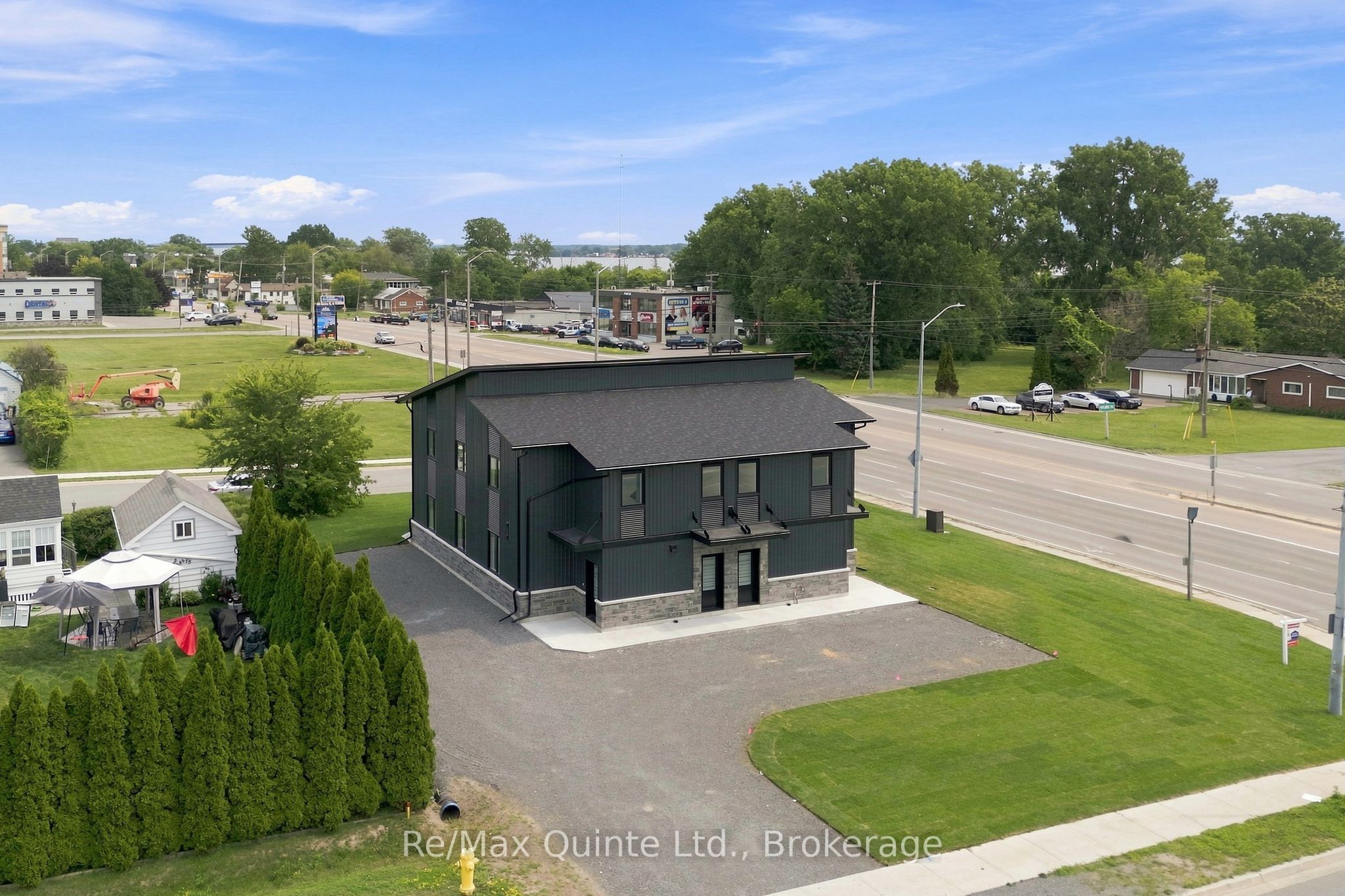 5 Sienna Avenue D Property Photo 1