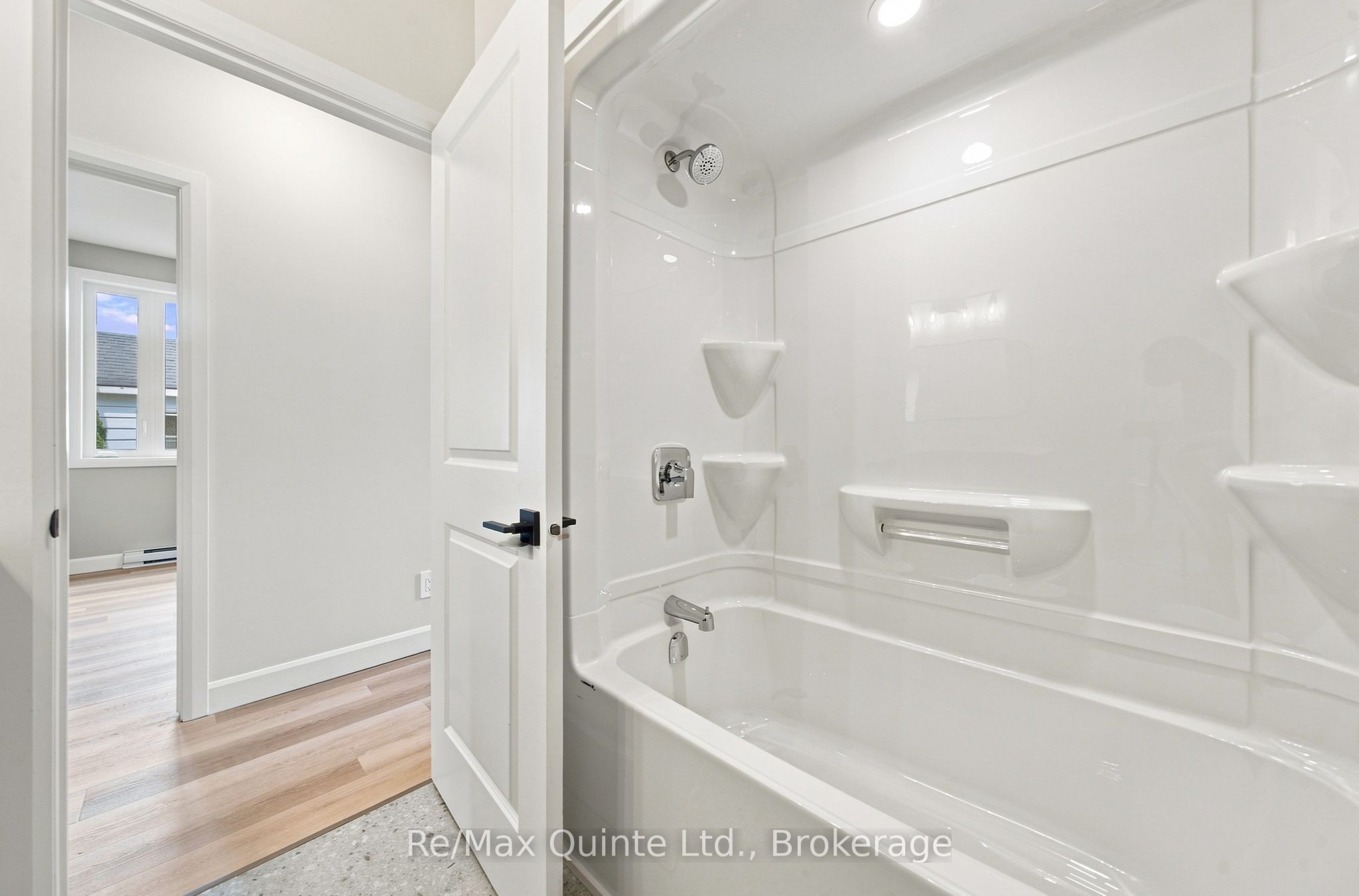 5 Sienna Avenue D Property Photo 18