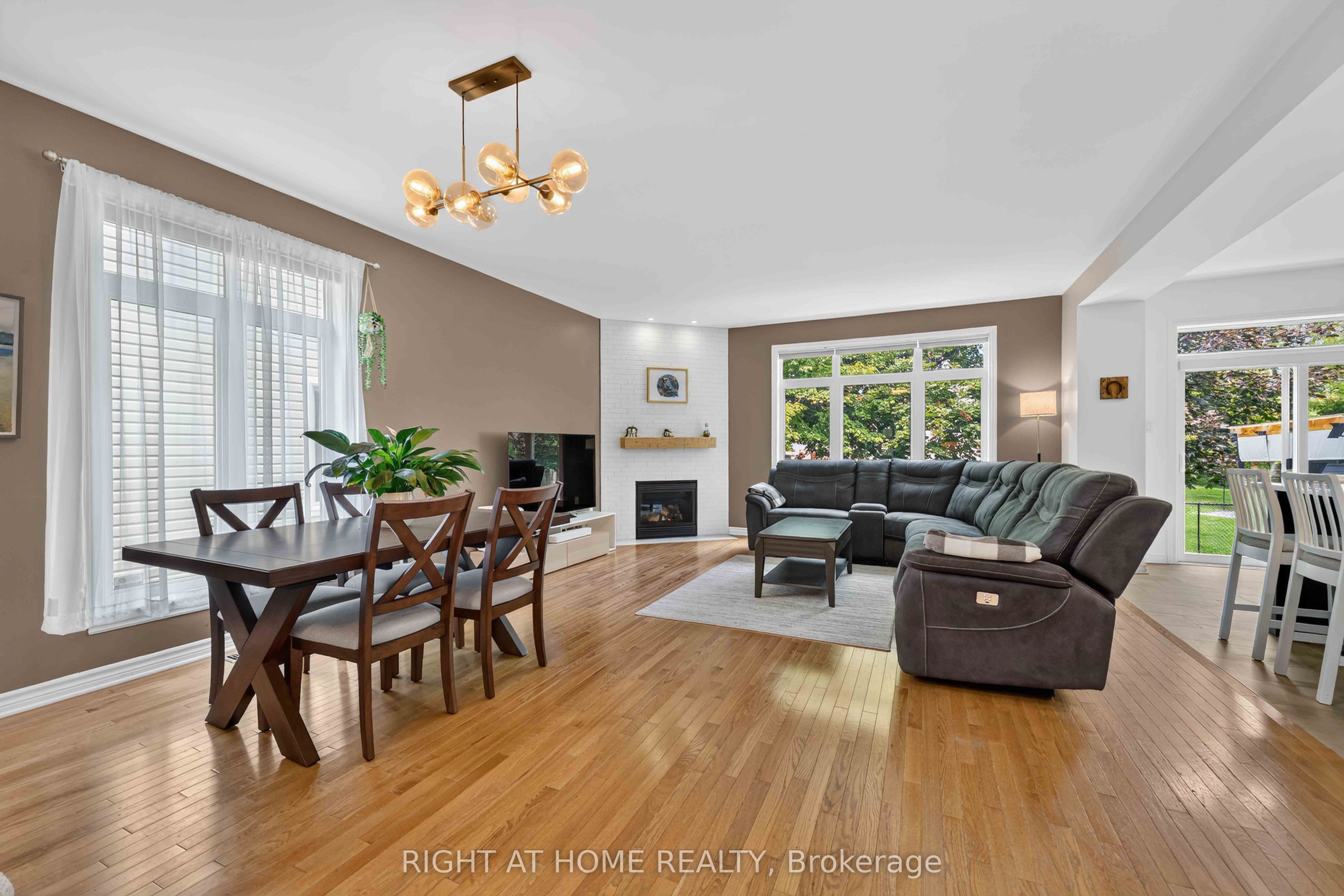 168 Steeple Chase Drive Property Photo 6