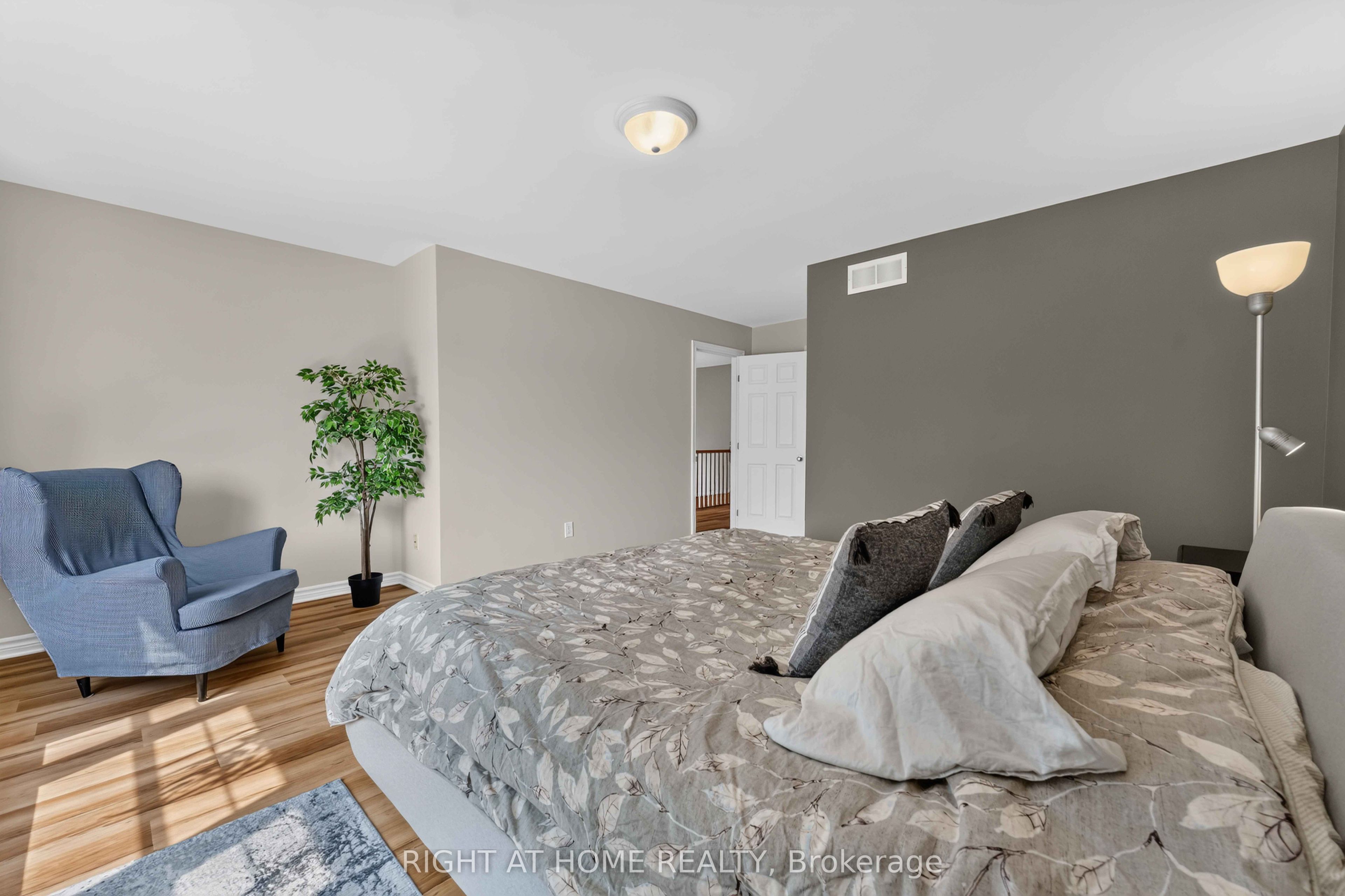 168 Steeple Chase Drive Property Photo 17