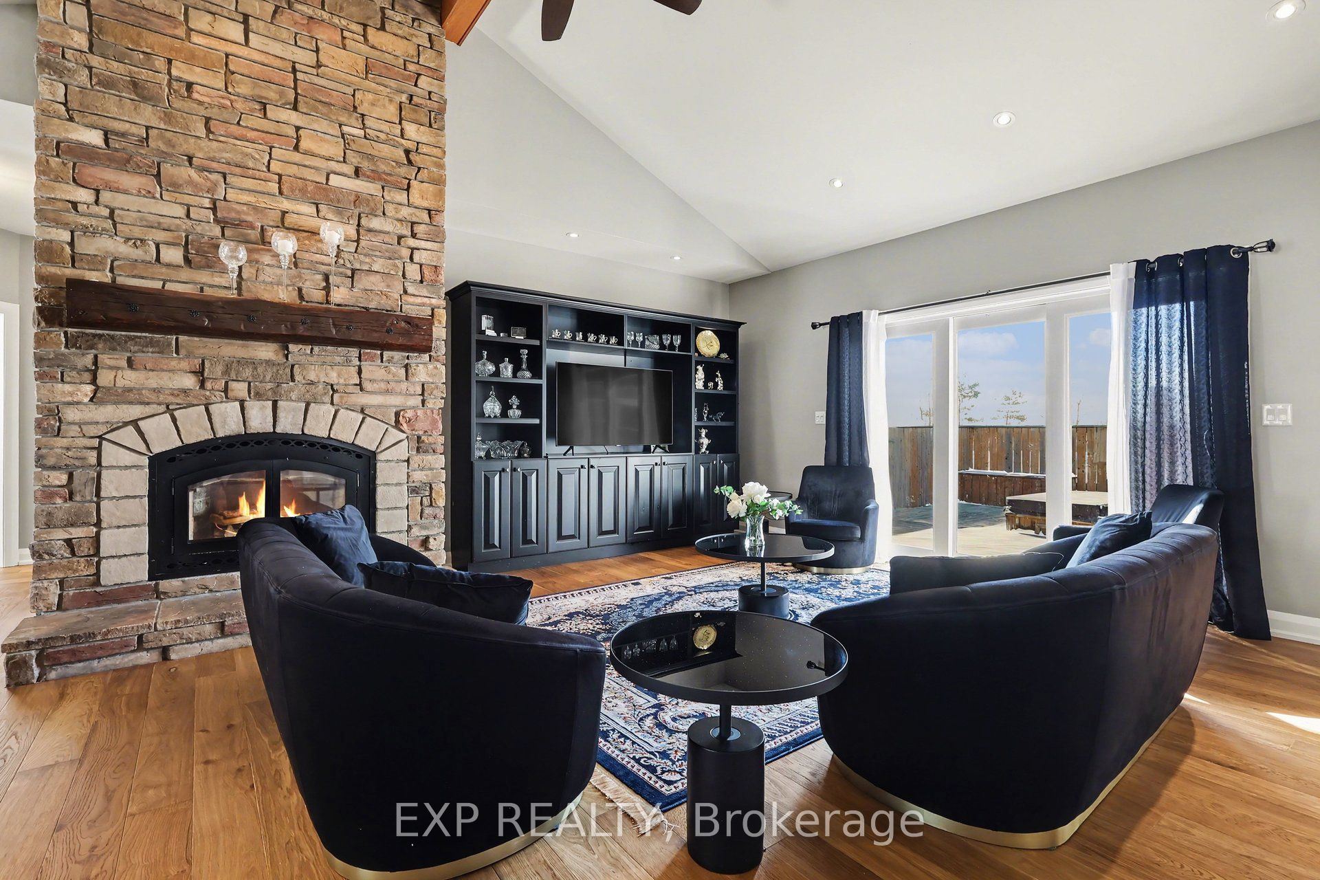 49 D'arcys Way Property Photo 7