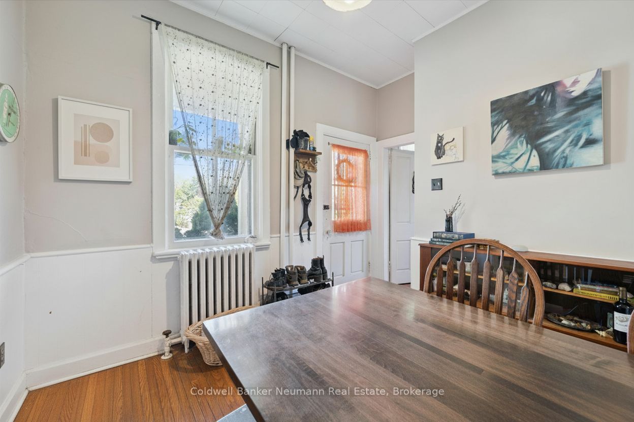 159 Glasgow Street N Property Photo 10