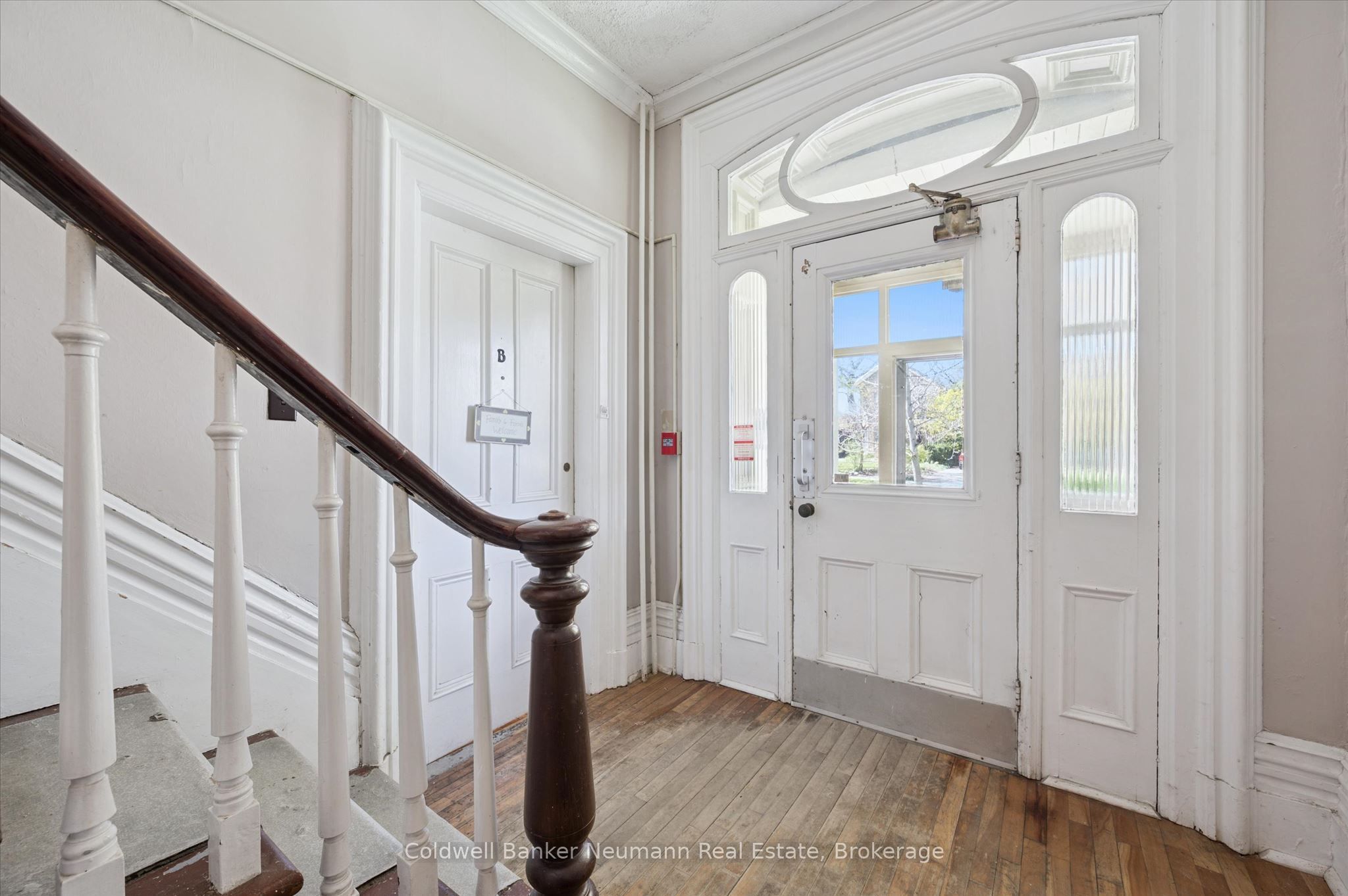 159 Glasgow Street N Property Photo 14