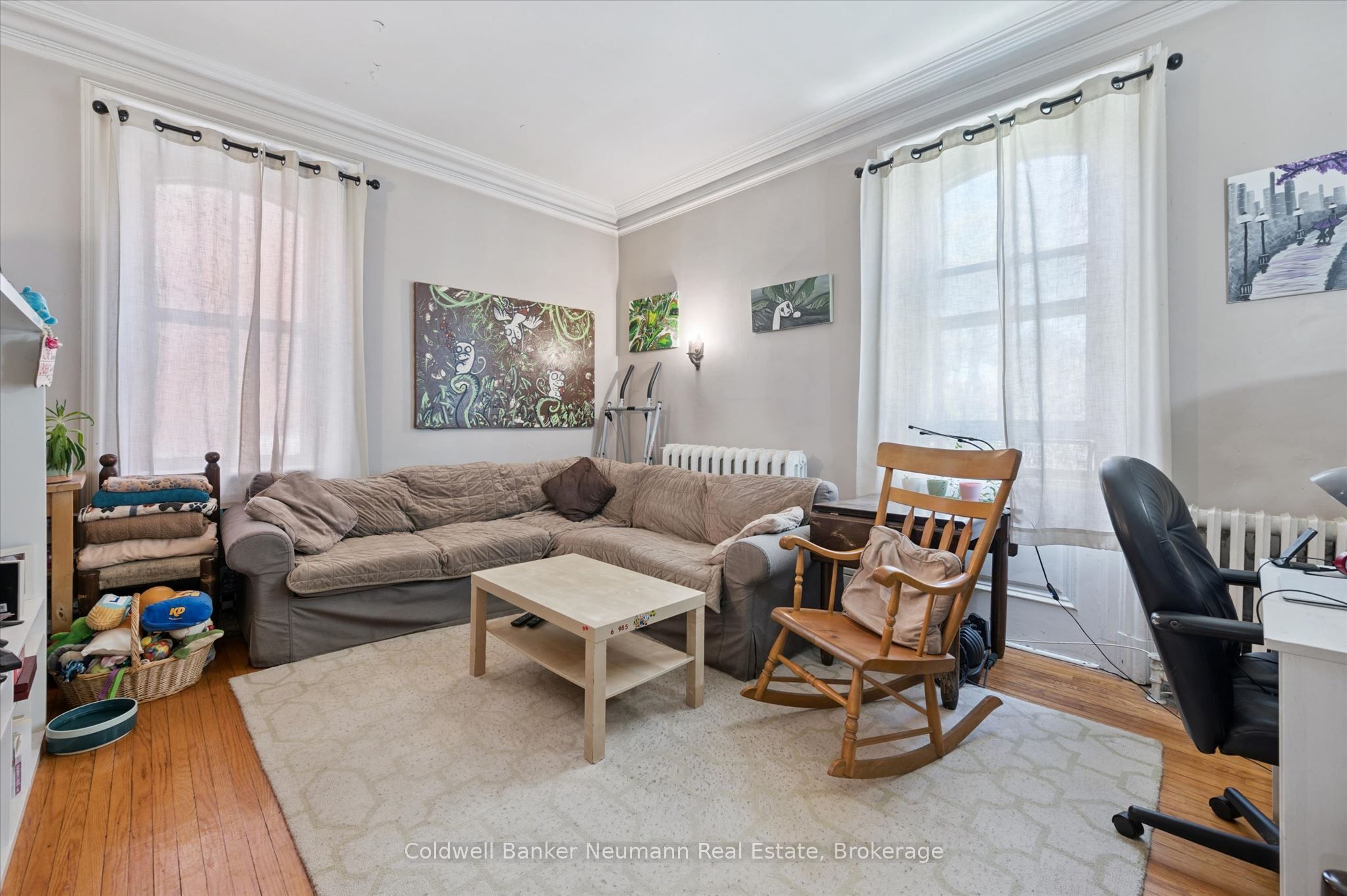 159 Glasgow Street N Property Photo 16