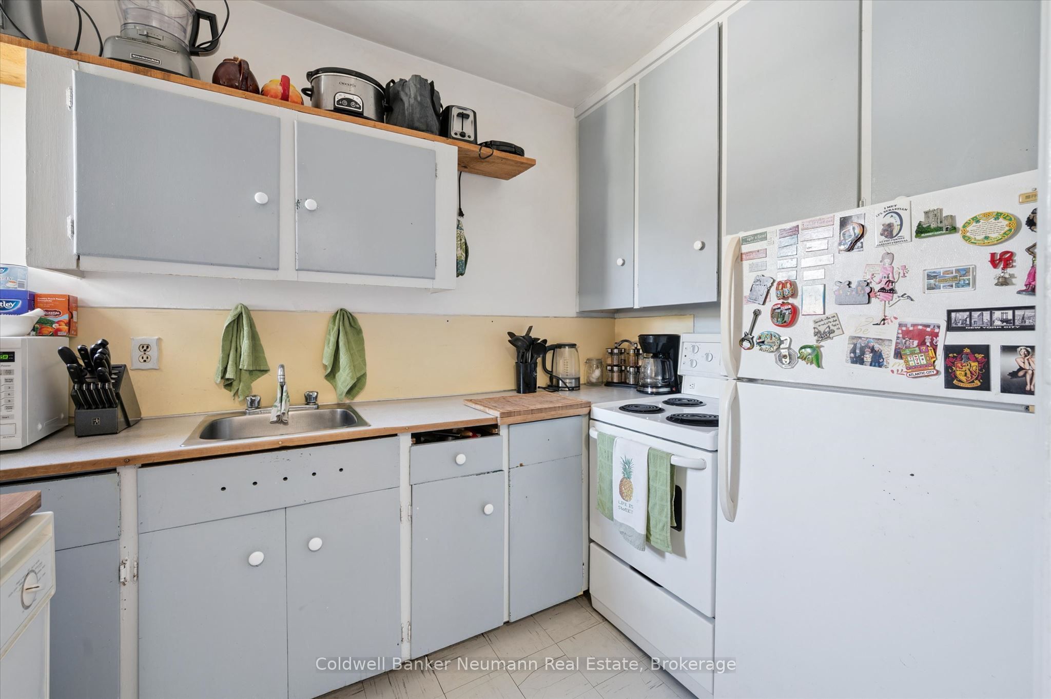159 Glasgow Street N Property Photo 18