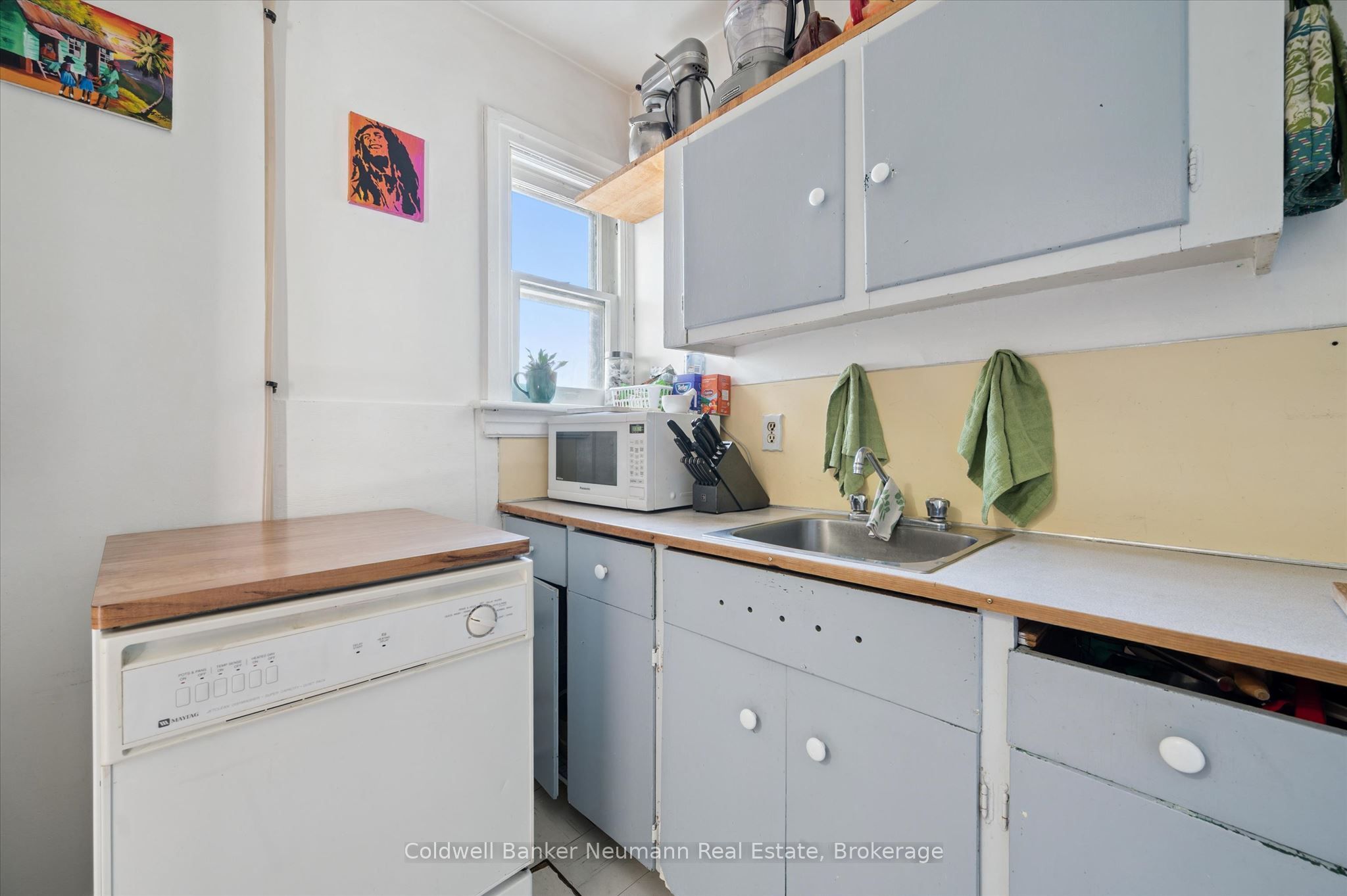 159 Glasgow Street N Property Photo 19