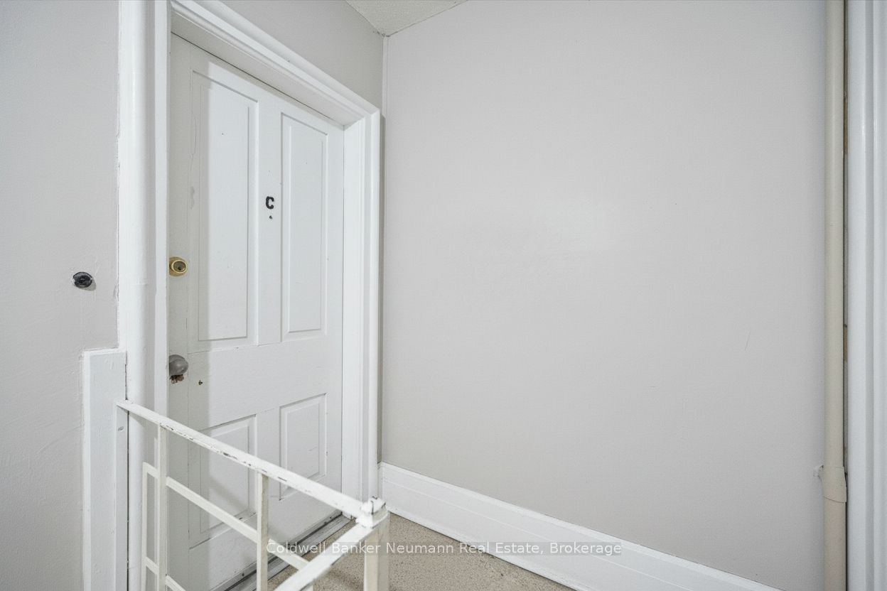 159 Glasgow Street N Property Photo 22