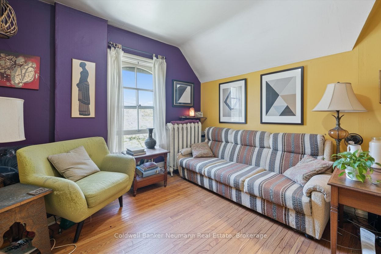 159 Glasgow Street N Property Photo 23