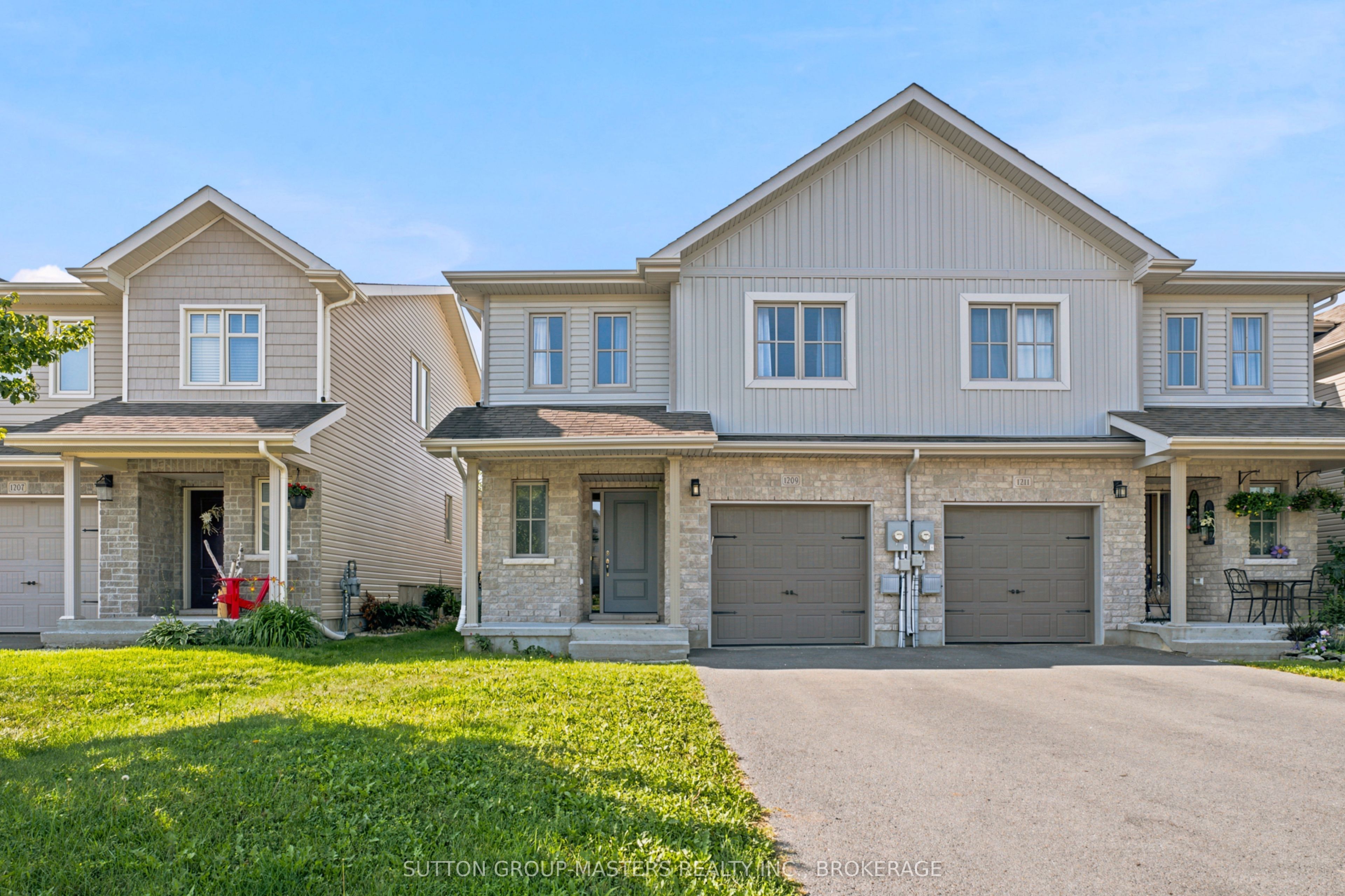 1209 Carfa Crescent Property Photo 1