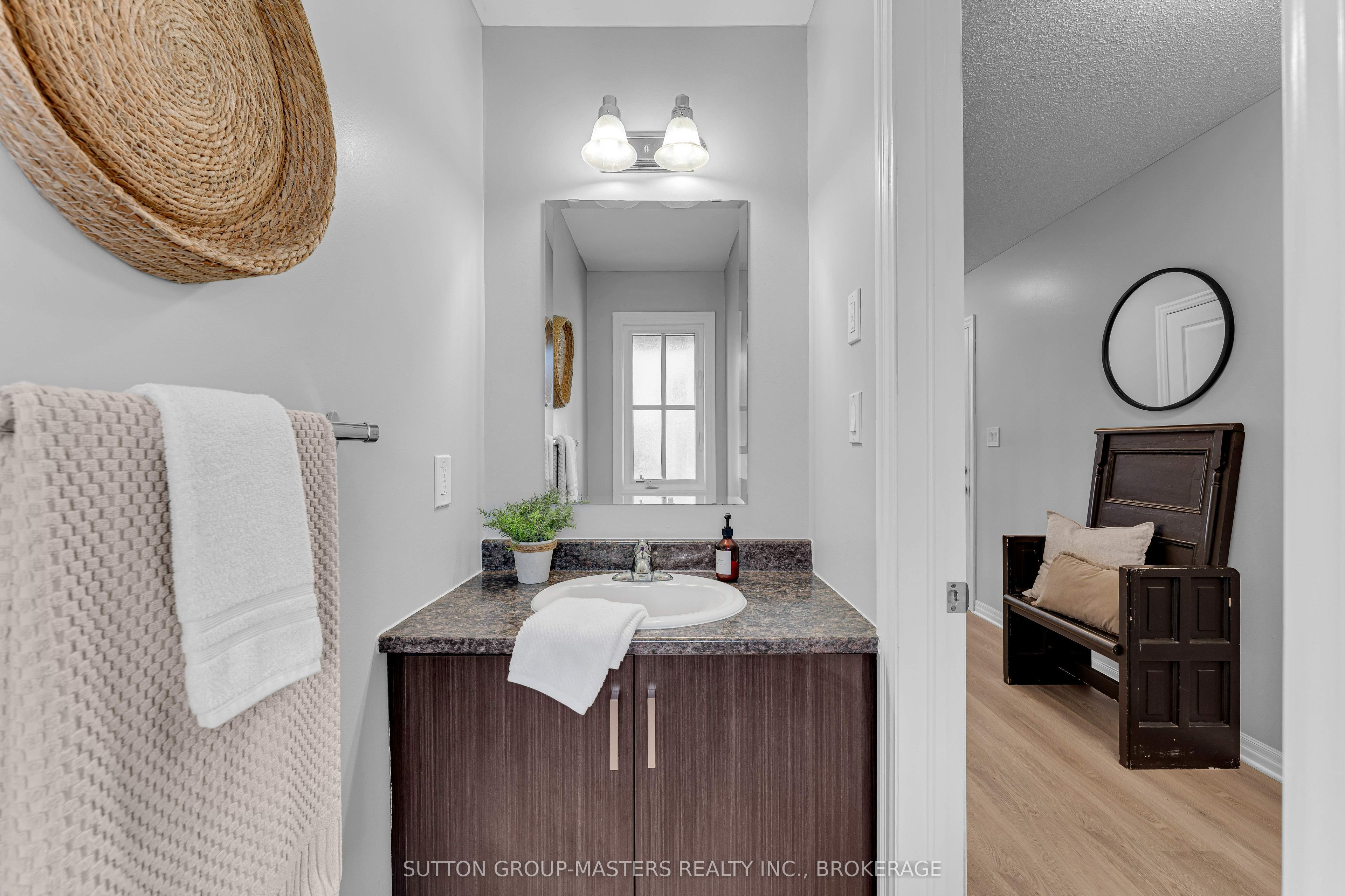 1209 Carfa Crescent Property Photo 6