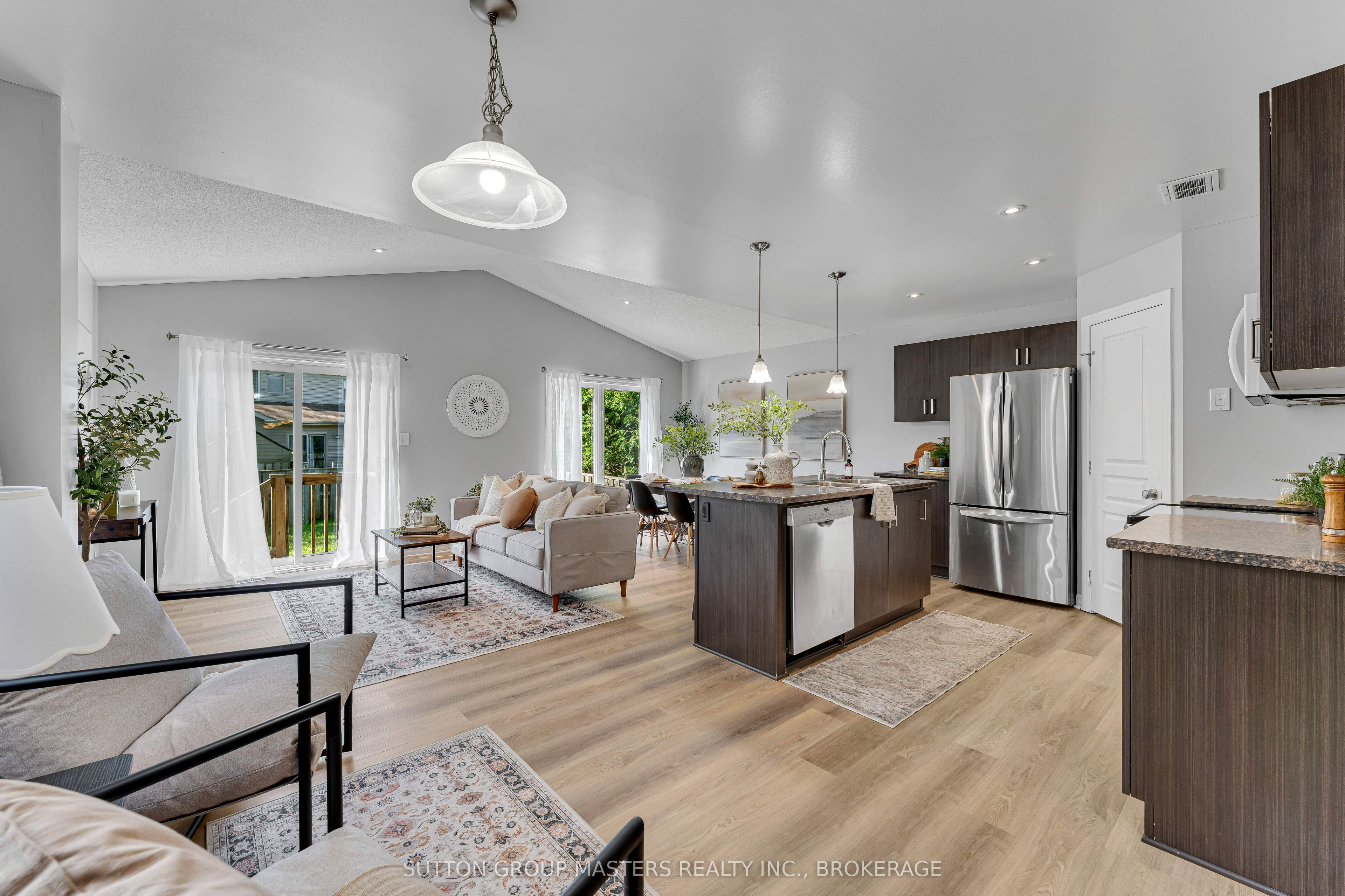 1209 Carfa Crescent Property Photo 8