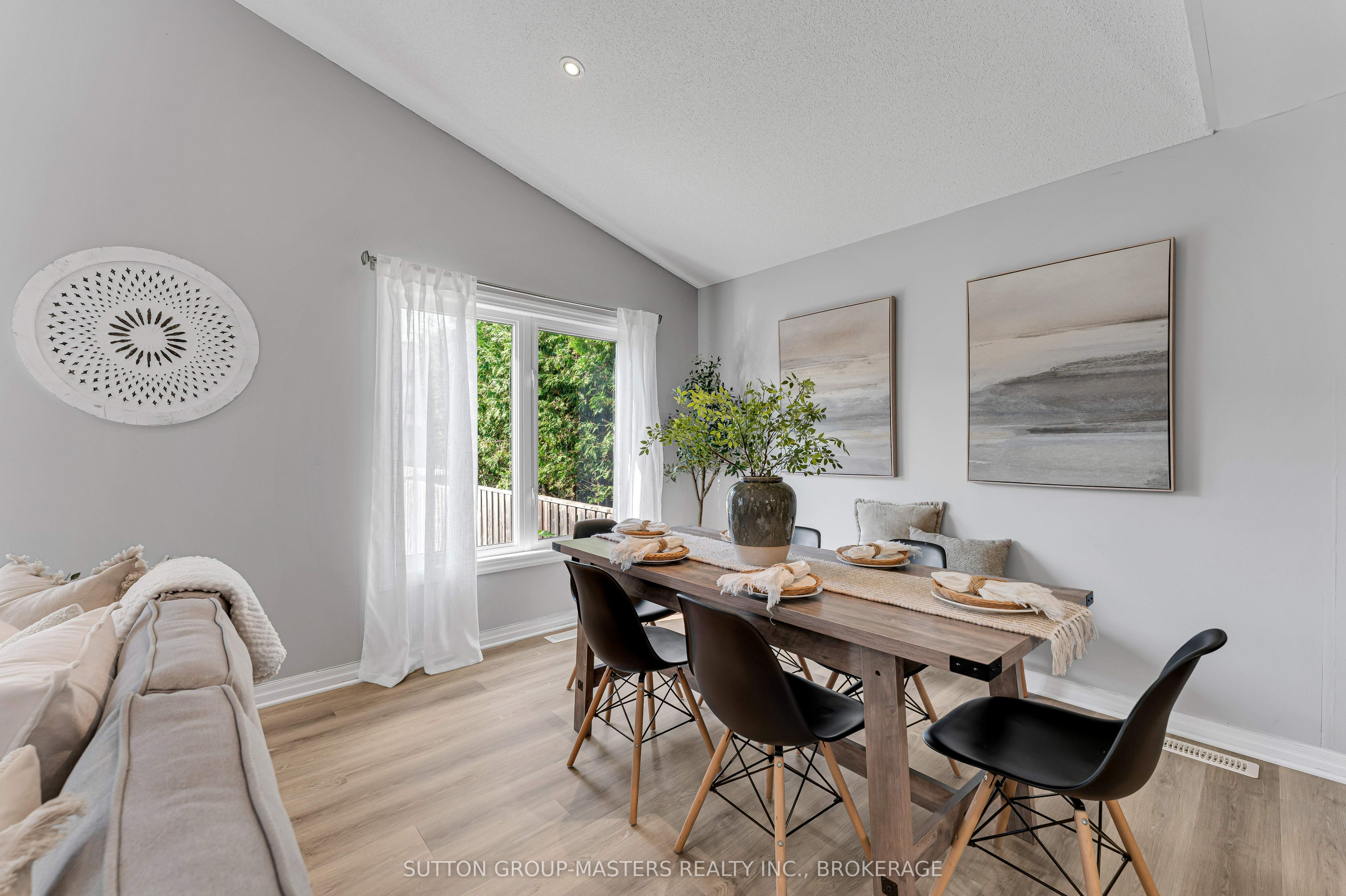 1209 Carfa Crescent Property Photo 17